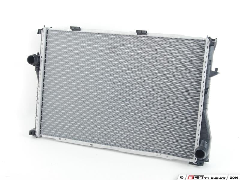SU RADYATÖRÜ OTOMATİK-KLİMALI 540İ-740İ E38-39 M62