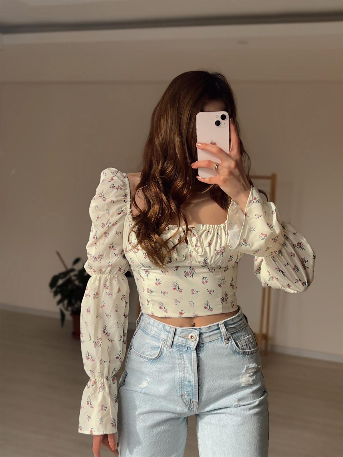 Çiçek Desen Büzgülü Crop Bluz Limon
