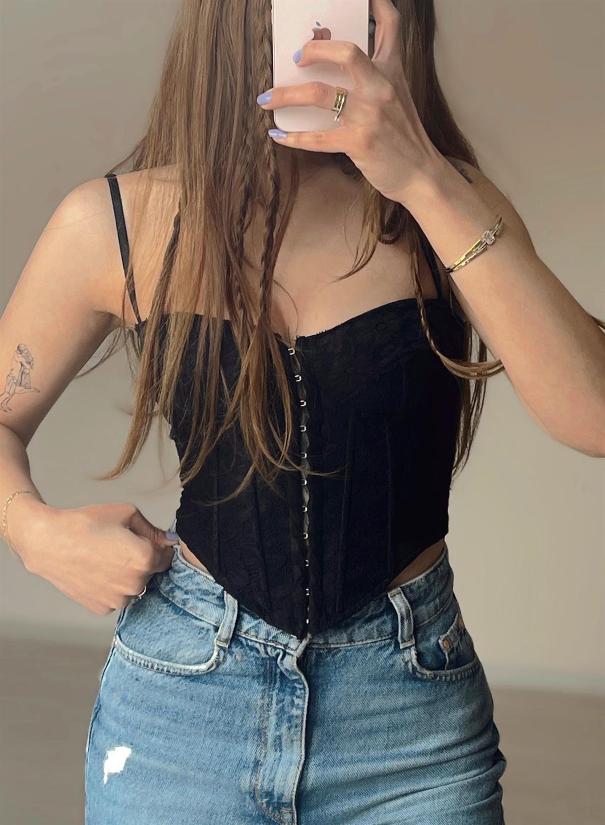 Dantel Detay Siyah Korse Top