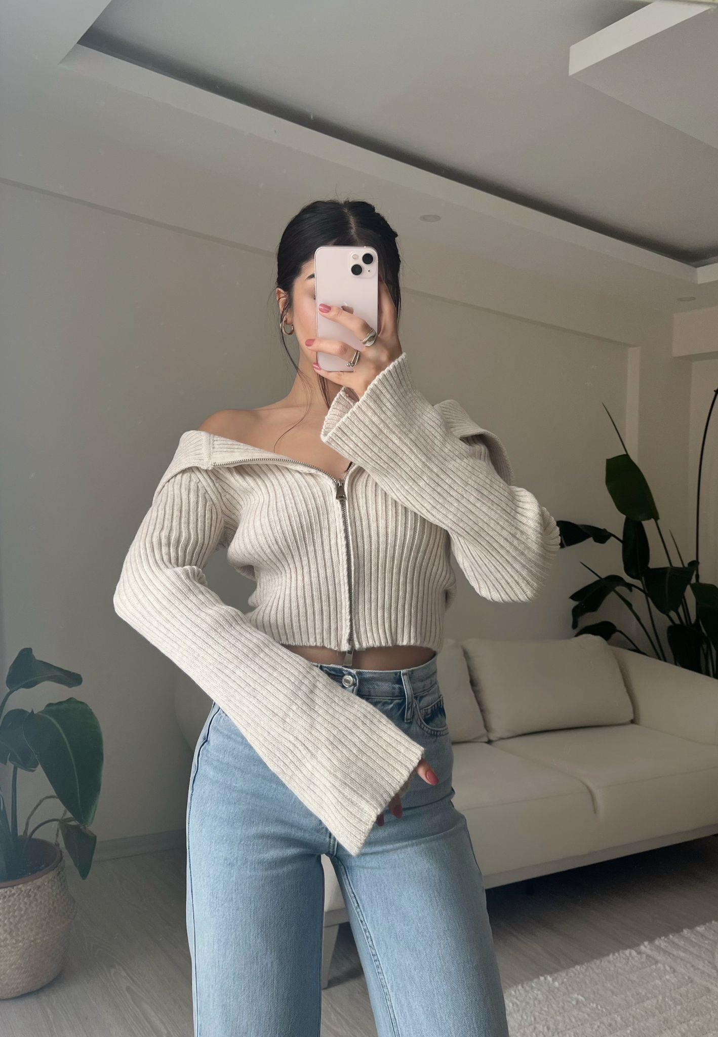 Eva Kayık Yaka Fermuarlı Triko Hırka Bej