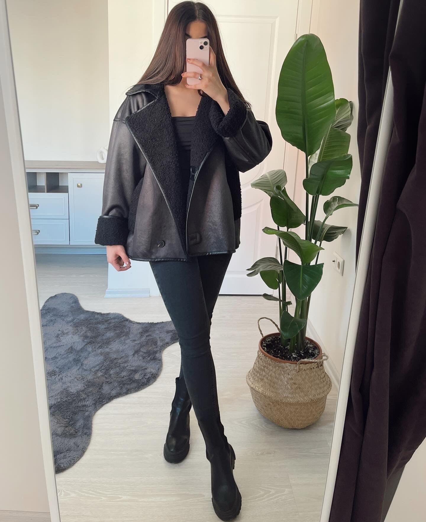Nora Kıvırcık Kürklü Oversize Siyah Ceket