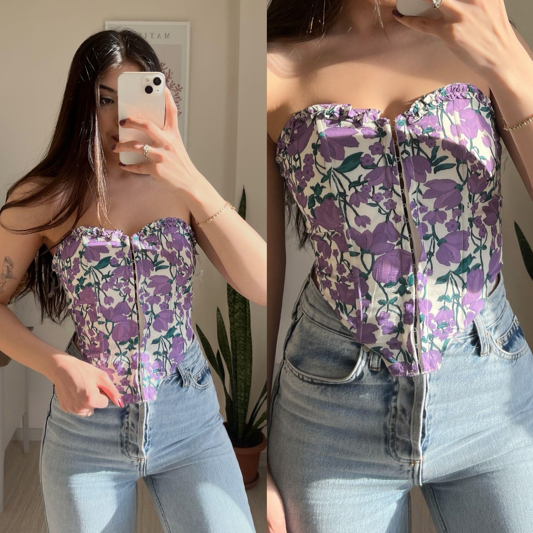 Victoria Mor Çiçek Desen Kuşgözü Detay Balenli Korse Bluz