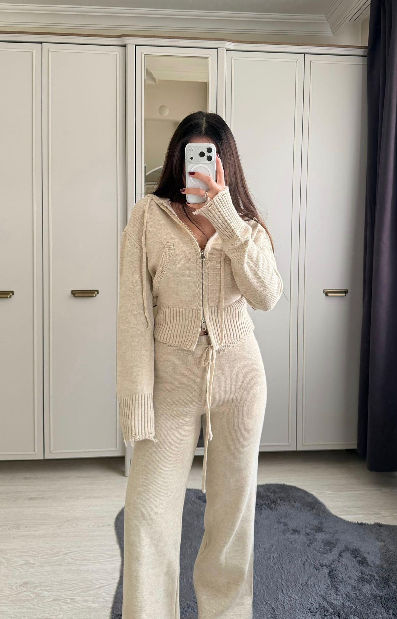 Comfy Çift Fermuarlı Hırkalı Triko Takım Krem