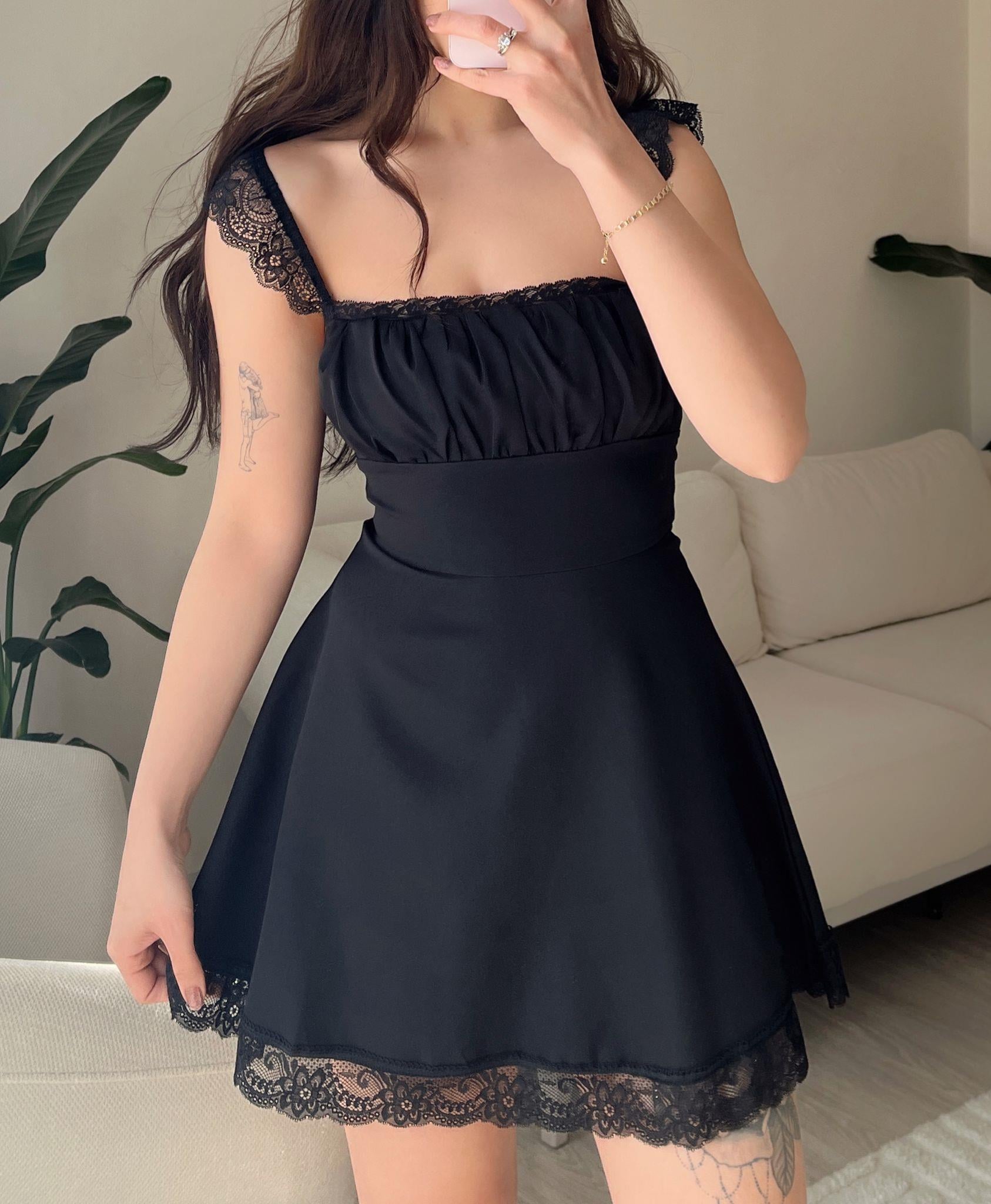 Freya Dantelli Sırt Detay Mini Siyah Elbise