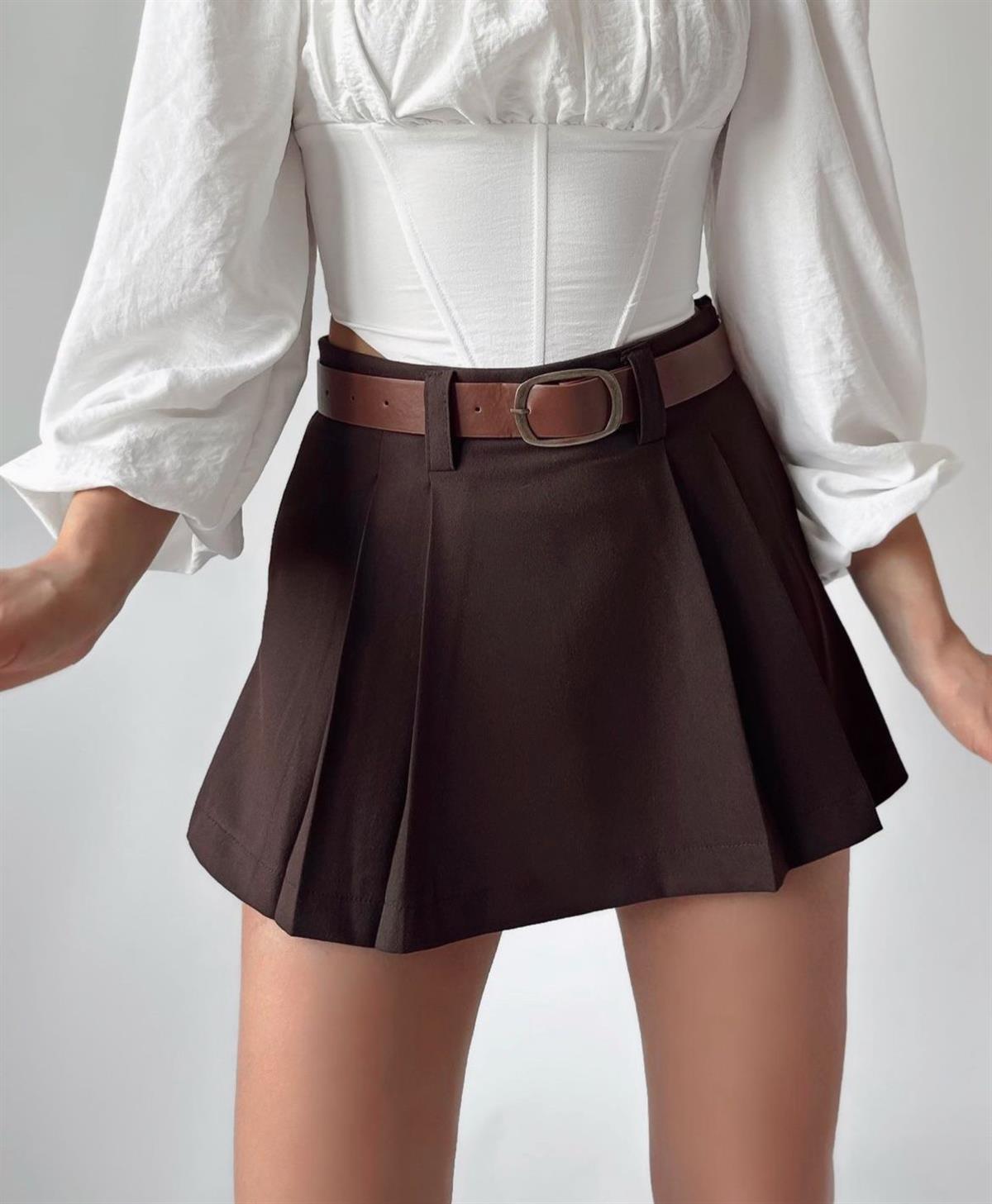 Men faqat qirq ikki yoshimda anal jinsiy aloqani sinab kordim.