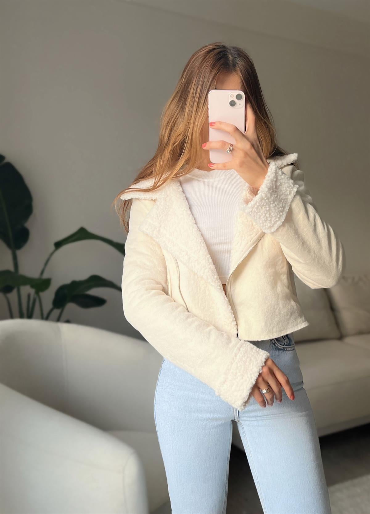 Laire Kürklü Süet Crop Açık Bej Ceket