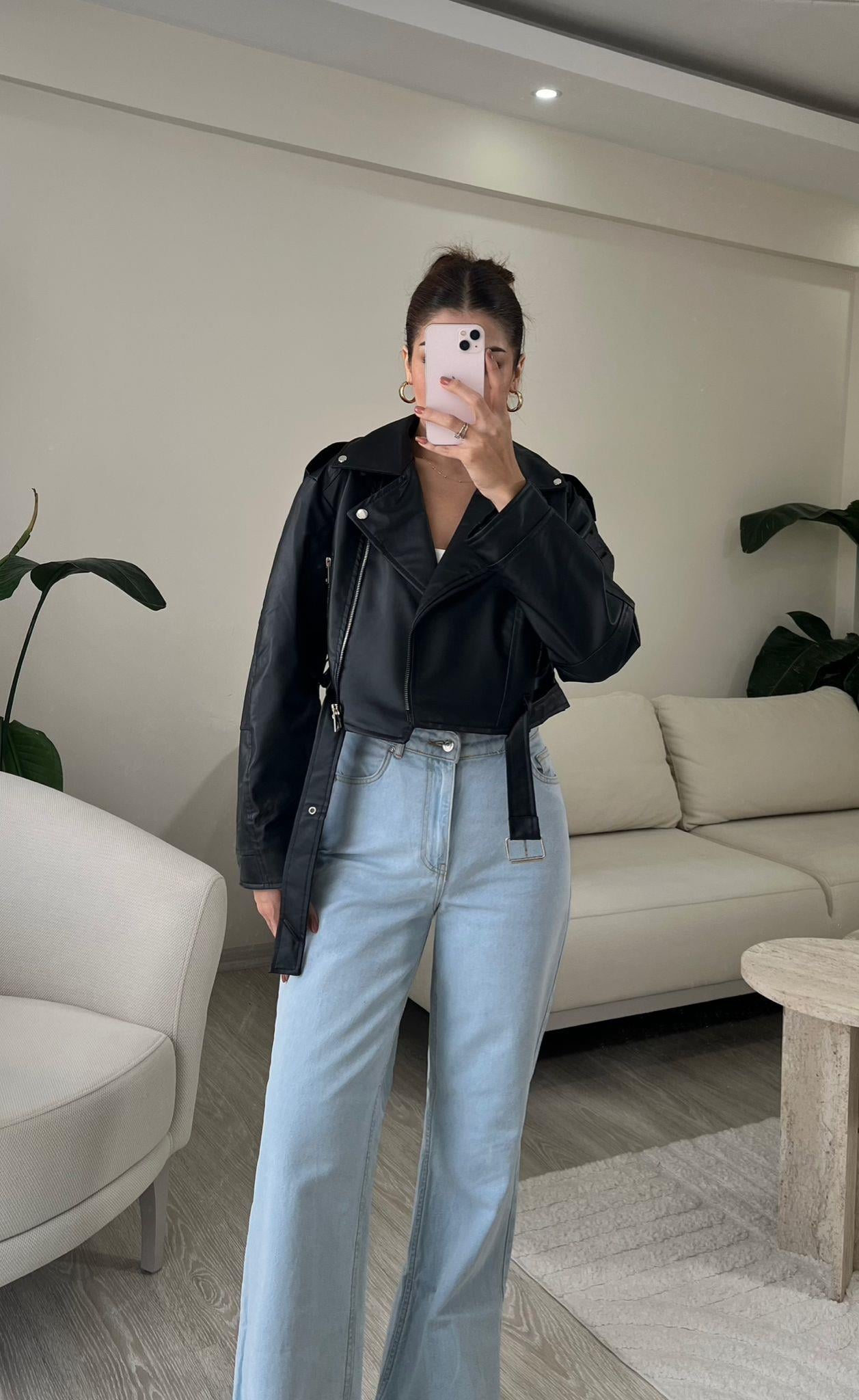 Lunara Kemerli Biker Crop Deri Ceket Siyah