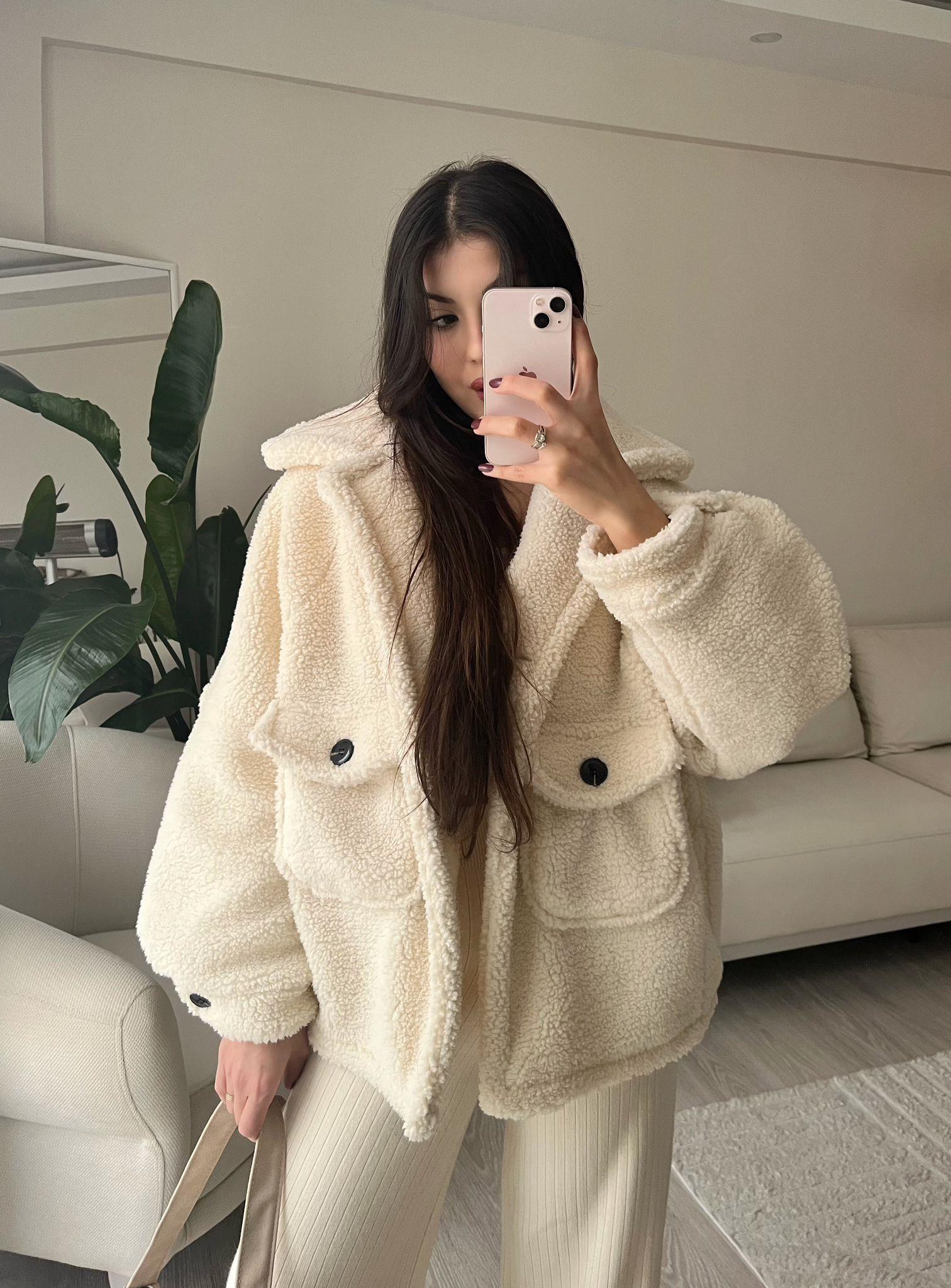 Miles Önü Cepli Oversize Peluş Mont