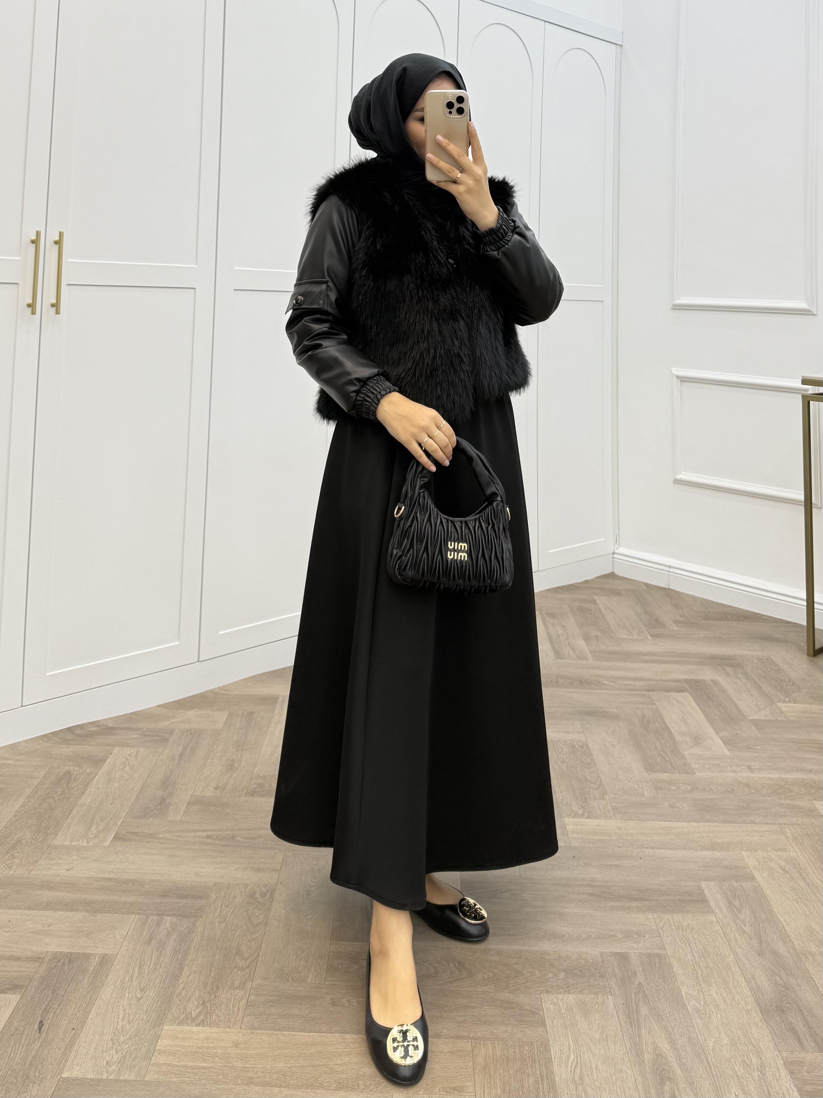 DERİ KOLLU KISA KÜRK SİYAH