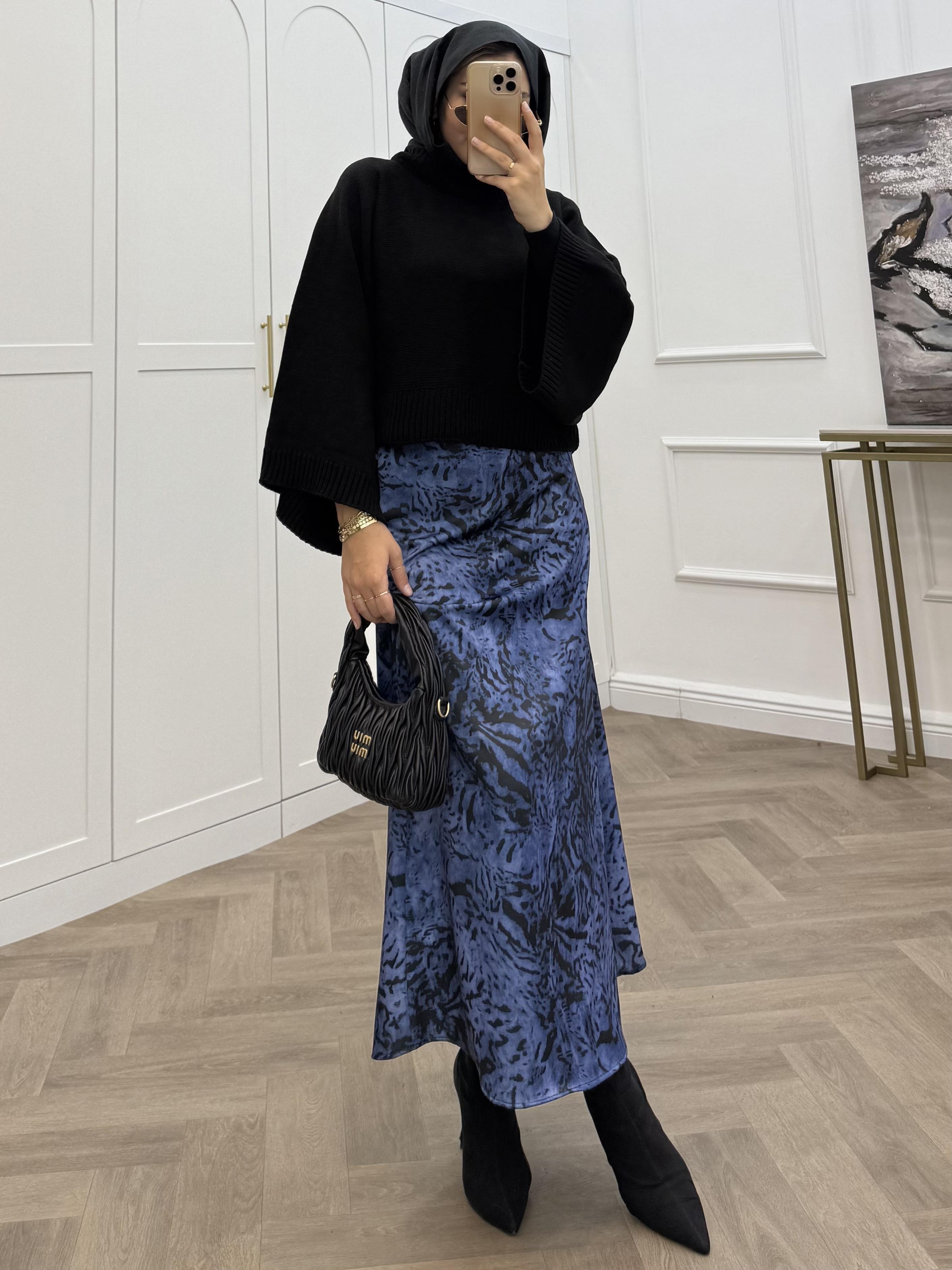 DESENLİ SATEN ETEK MAVİ