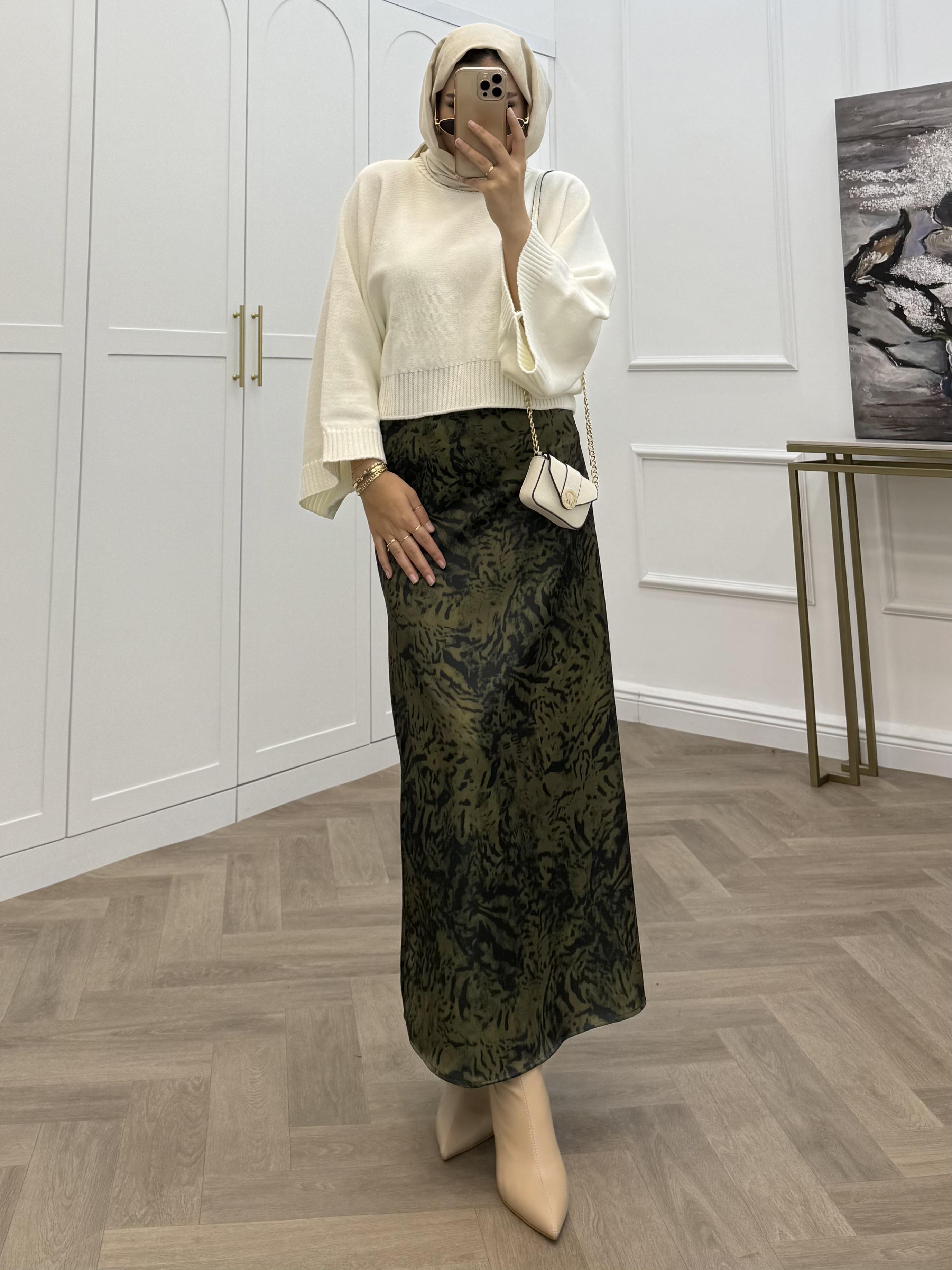 DESENLİ SATEN ETEK YEŞİL