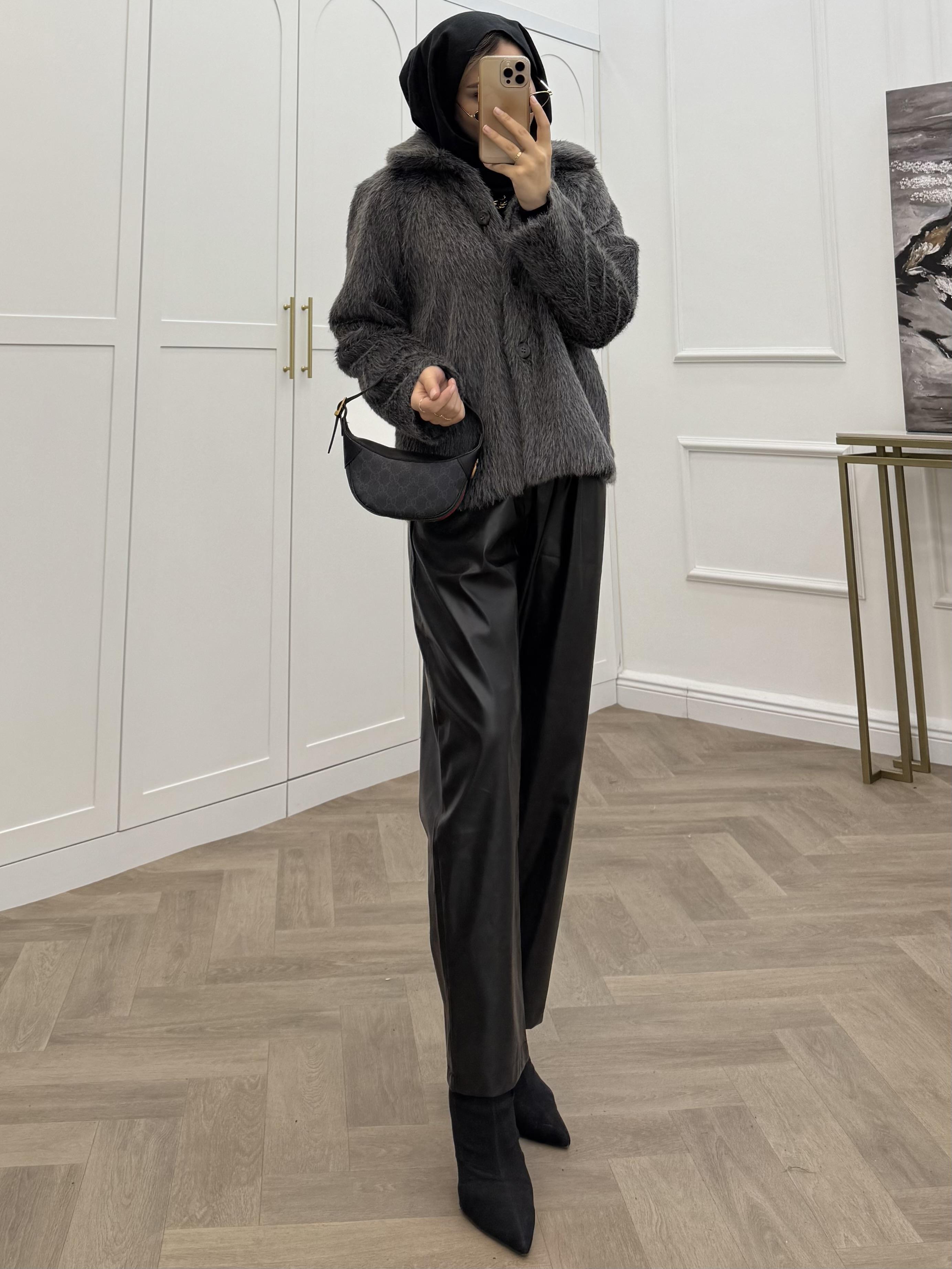 DÜĞMELİ KÜRK ANTRASİT