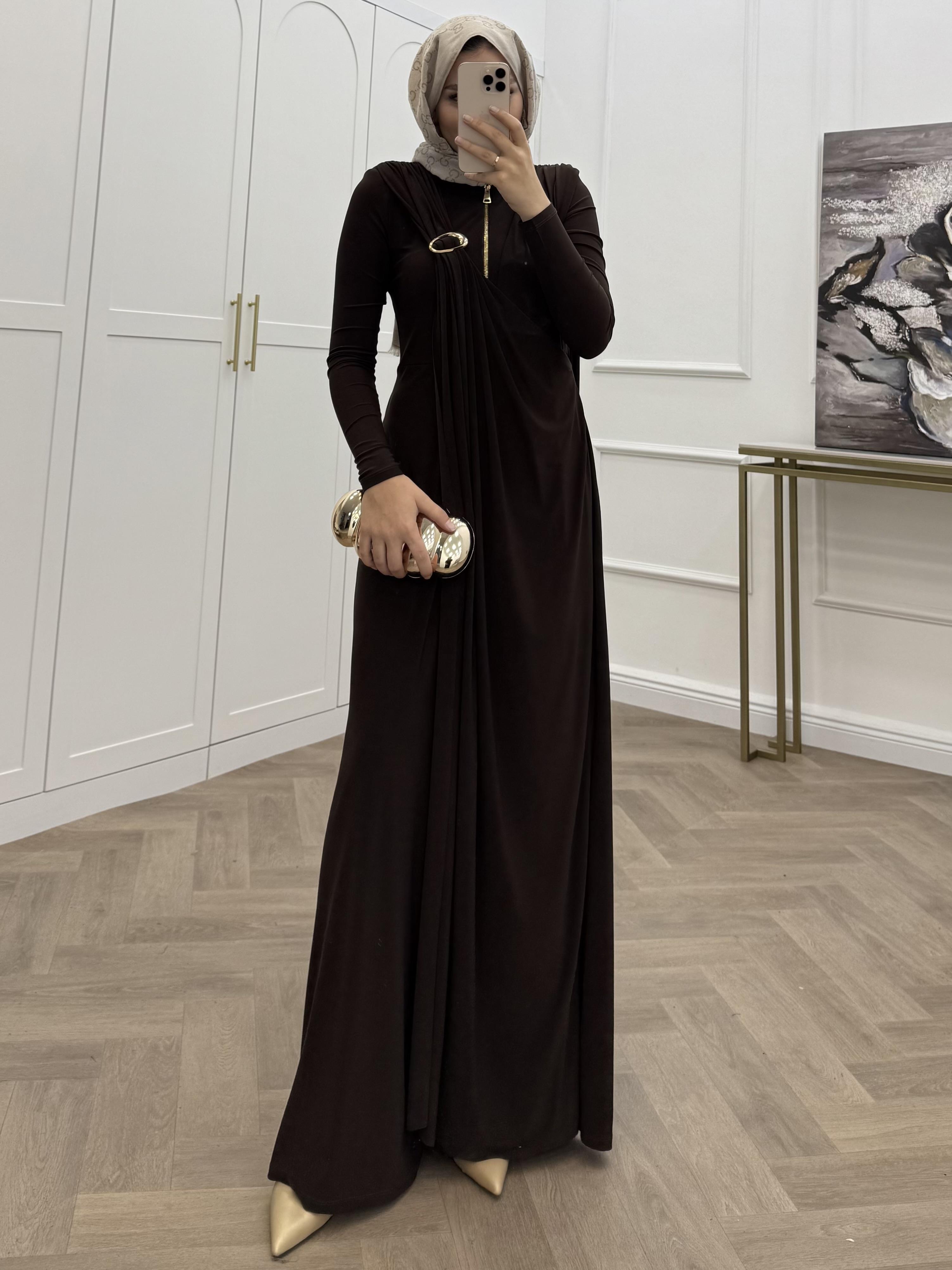 FERMUARLI SANDY ELBİSE KAHVE 