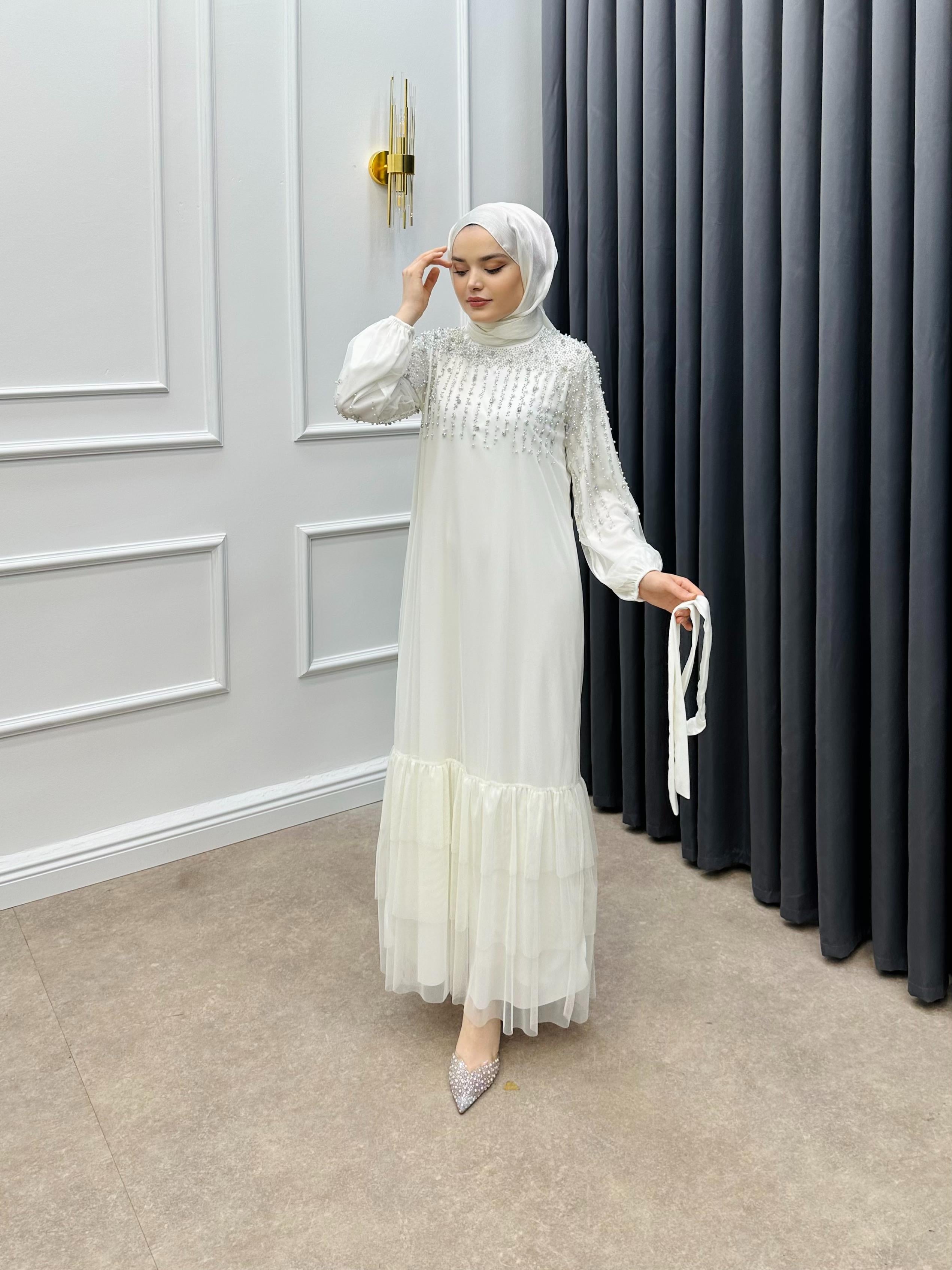 İNCİ DETAYLI TÜL ELBİSE BEYAZ