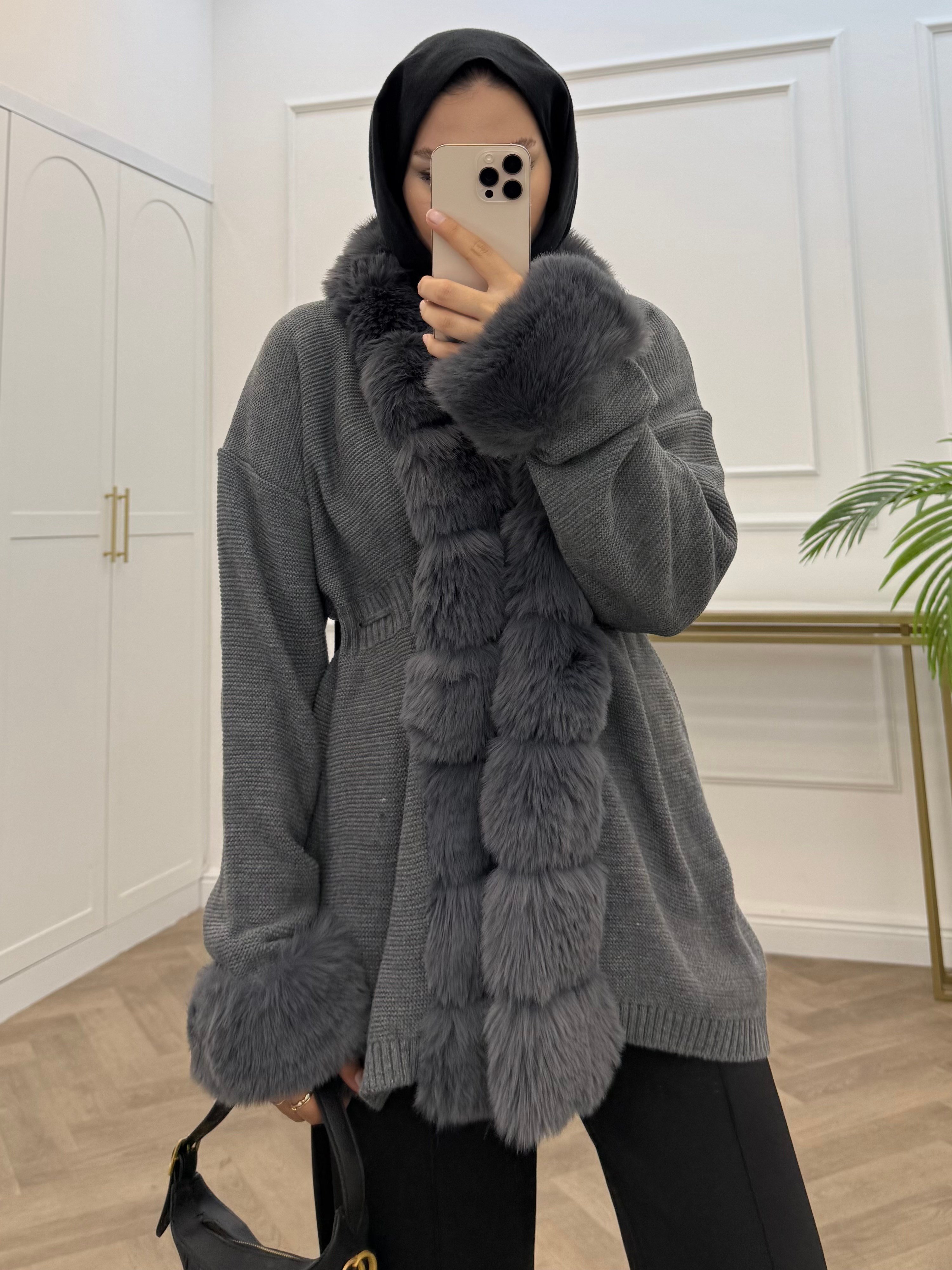 JESSİCA KÜRKLÜ TRİKO HIRKA FÜME