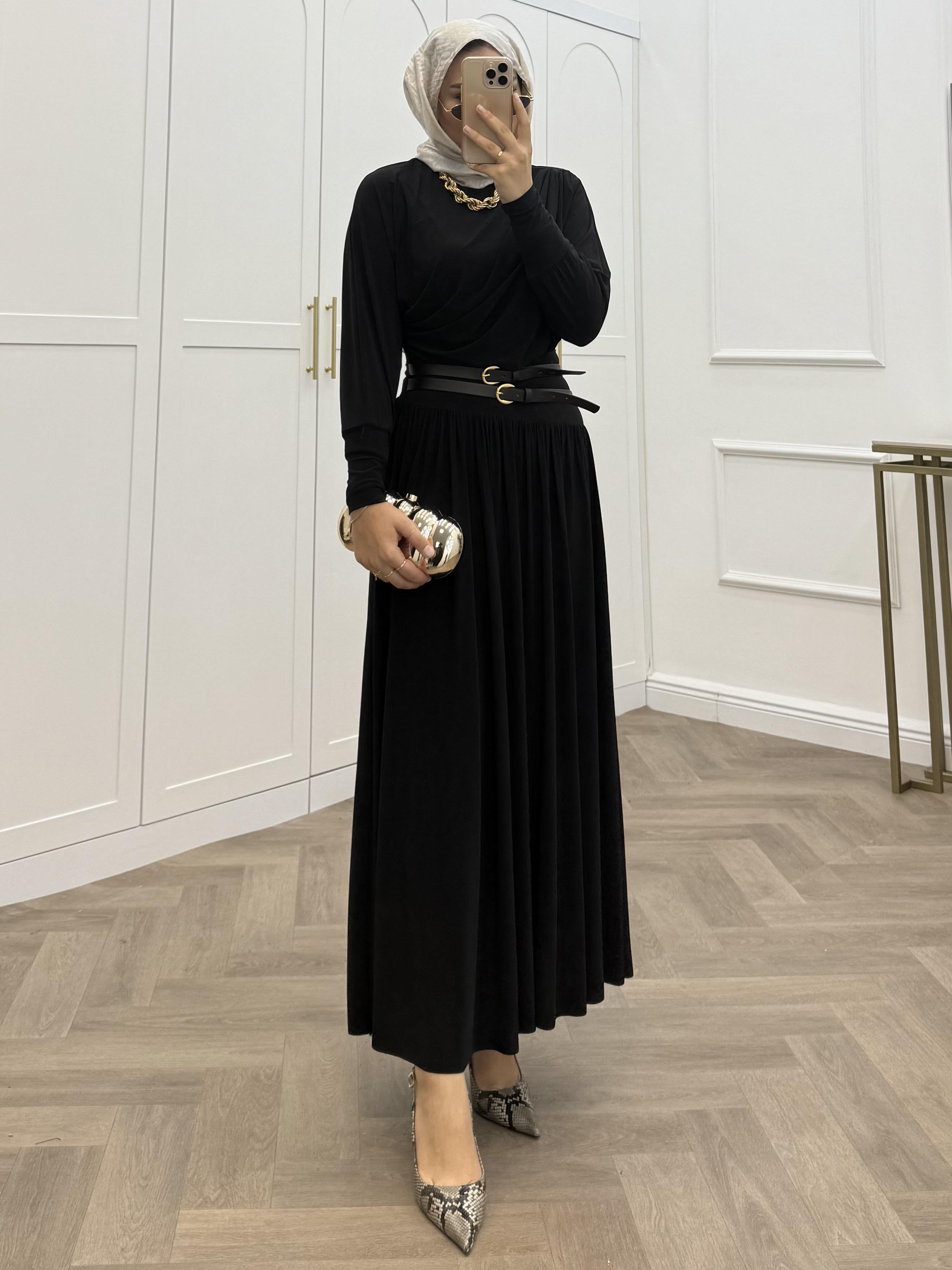 KENDİNDEN KEMERLİ SANDY ELBİSE SİYAH