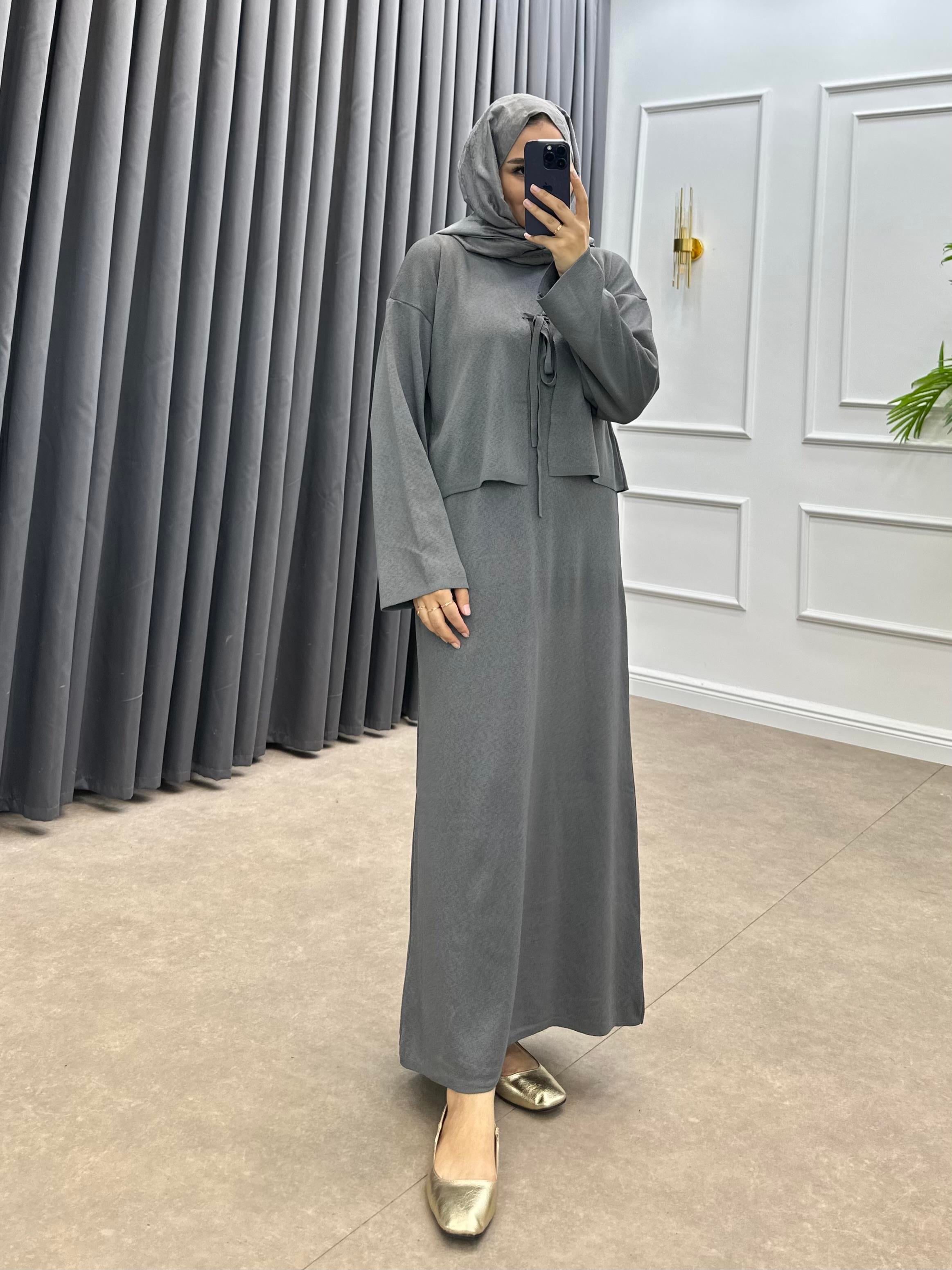 KUĞU CROPLU TRİKO ELBİSE FÜME