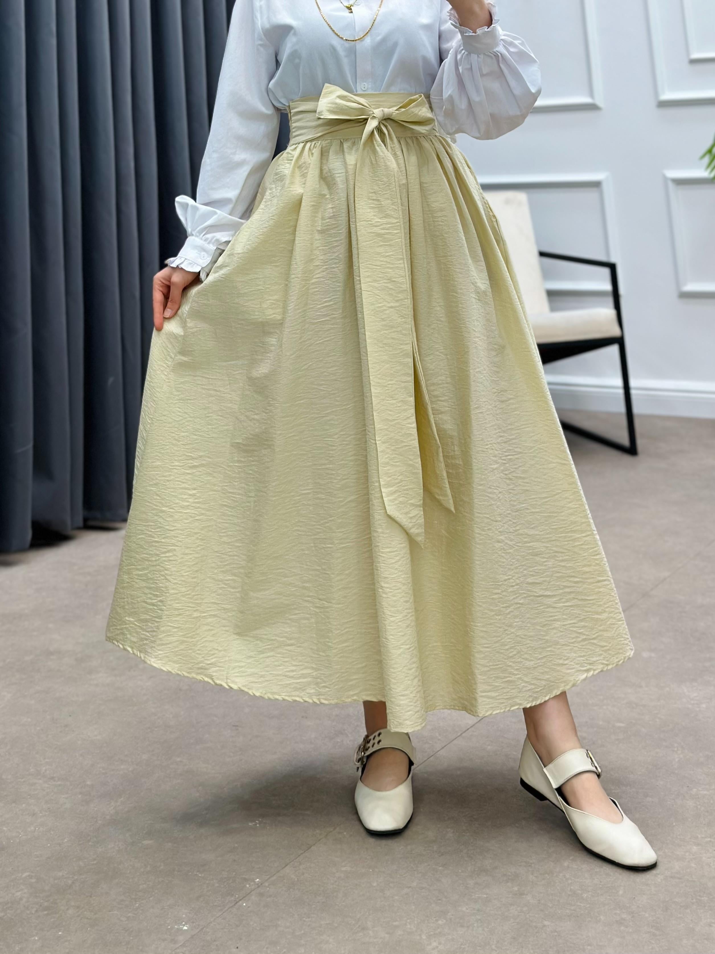 KURDELE DETAYLI PARAŞÜT ETEK KREM