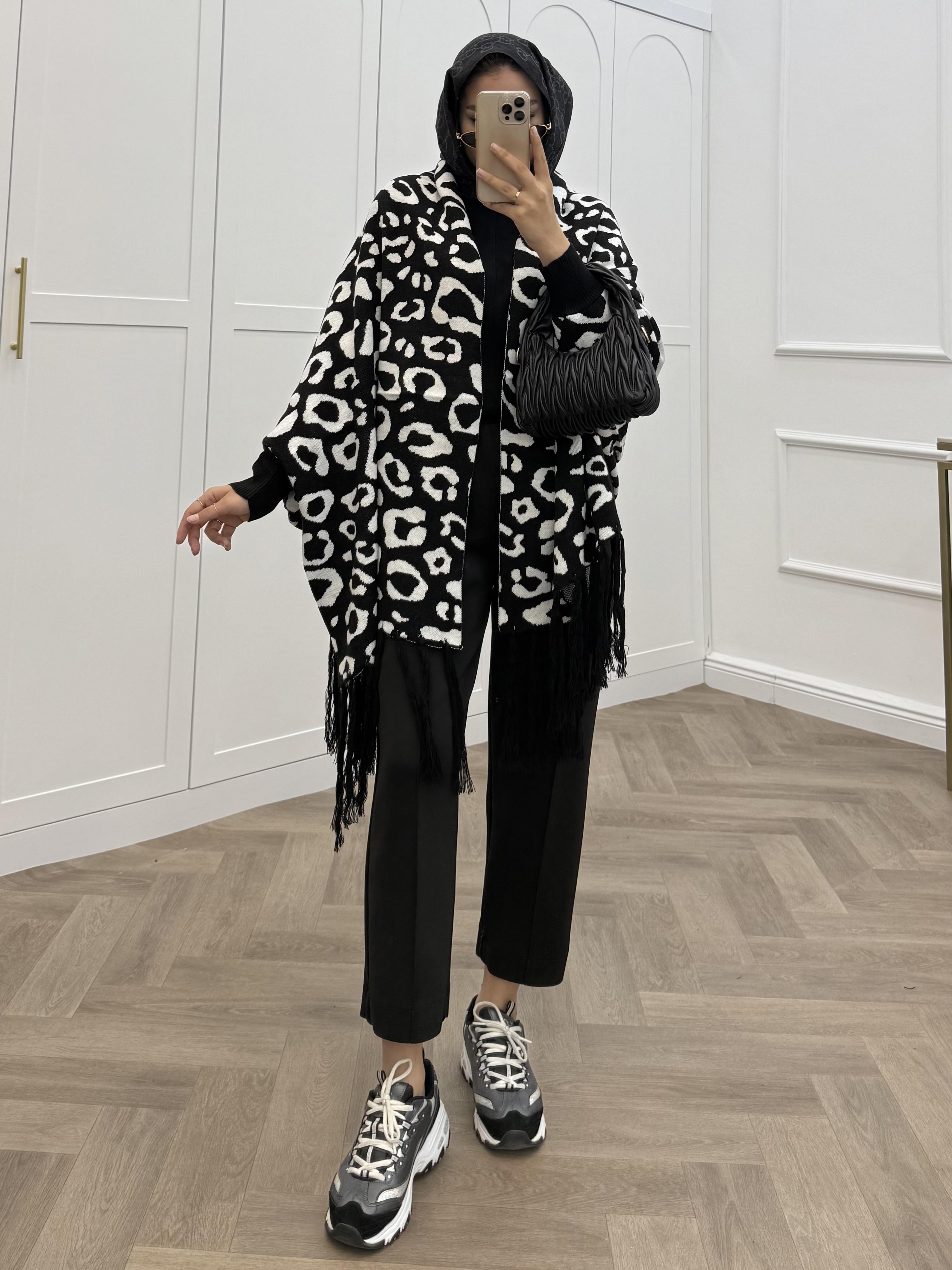 LEOPAR DESENLİ ŞAL PANÇO SİYAH