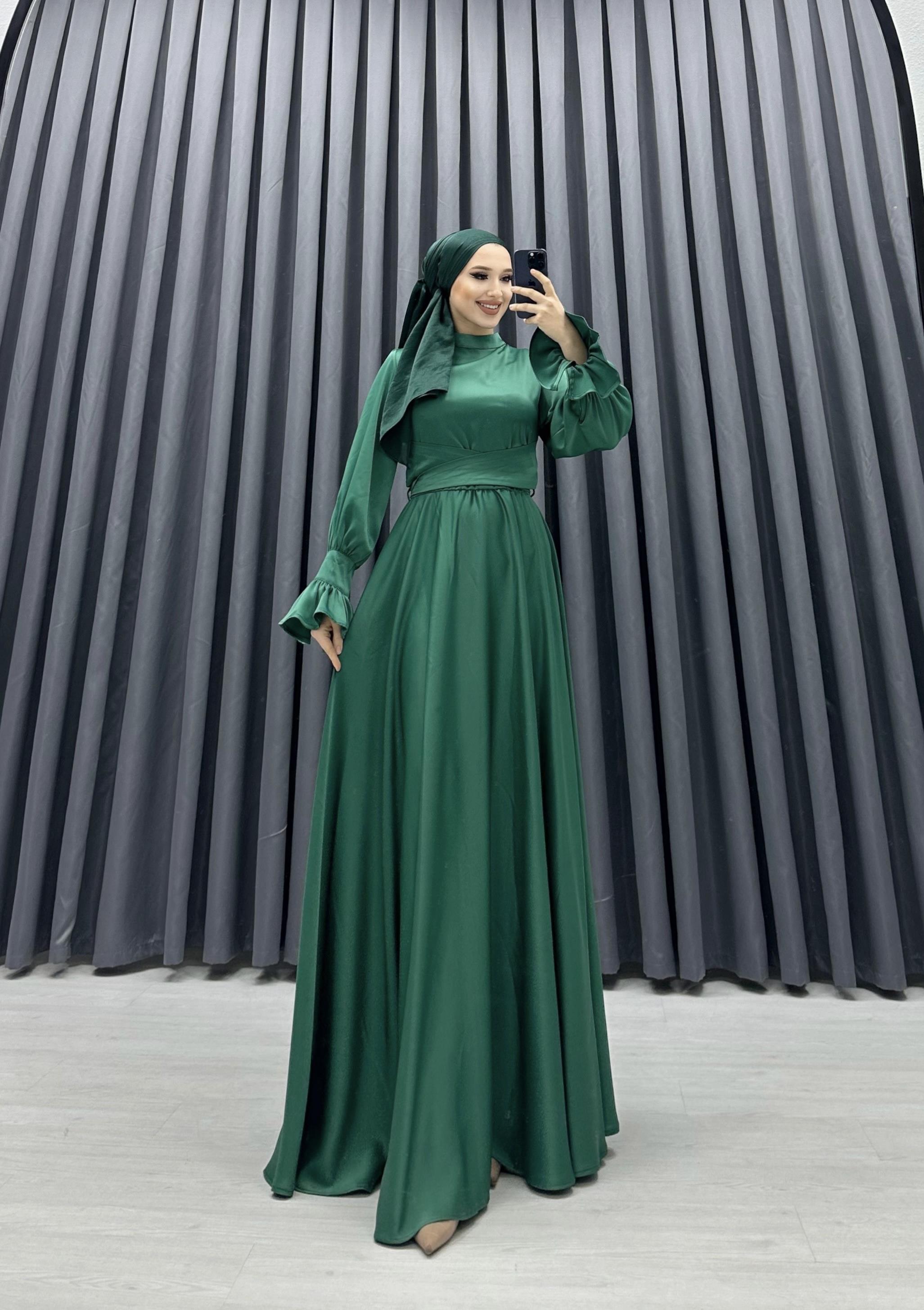 ÖNDEN BAĞLAMALI ABİYE ZÜMRÜT