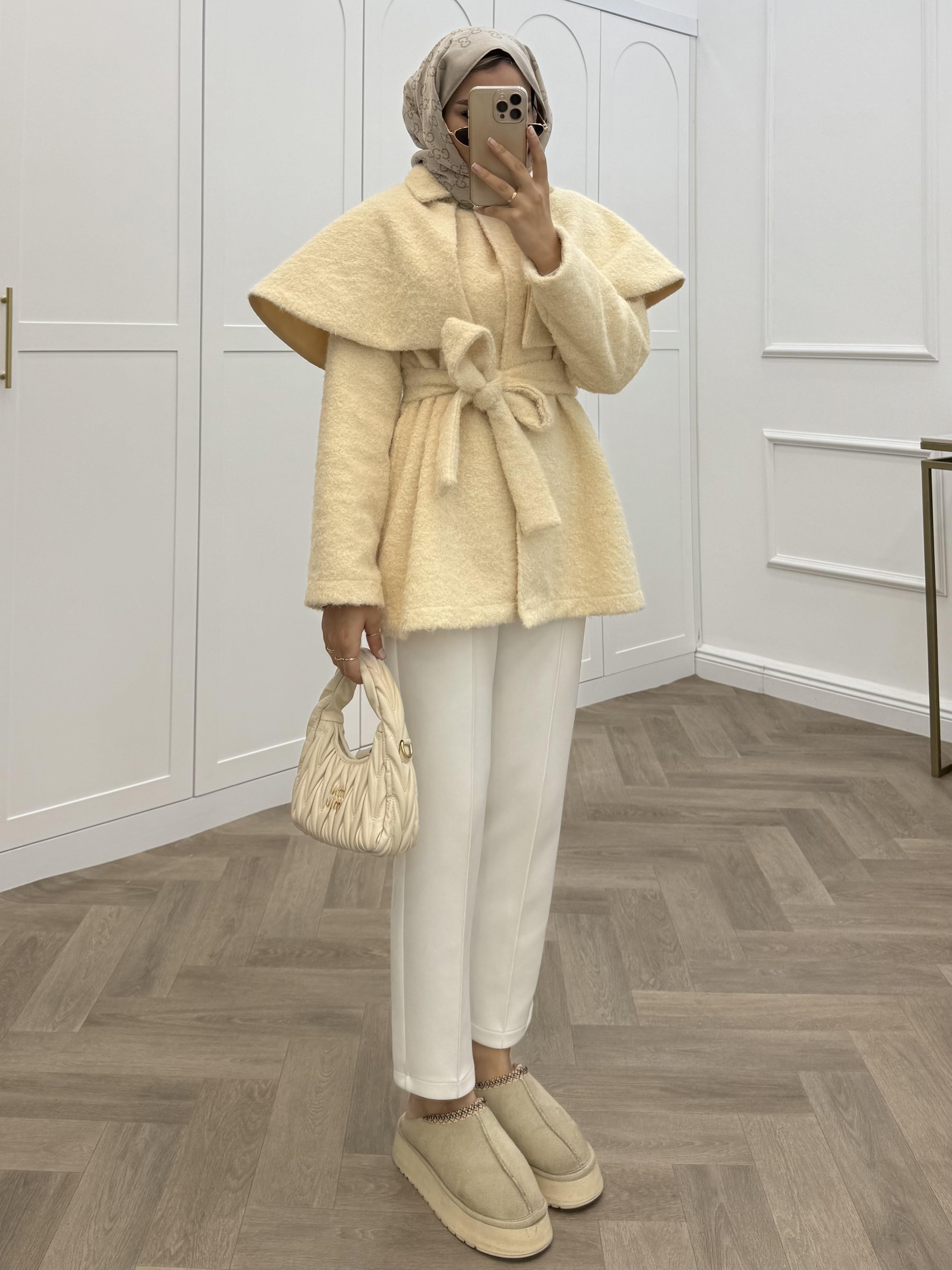 PELERİNLİ KAŞE CEKET KREM