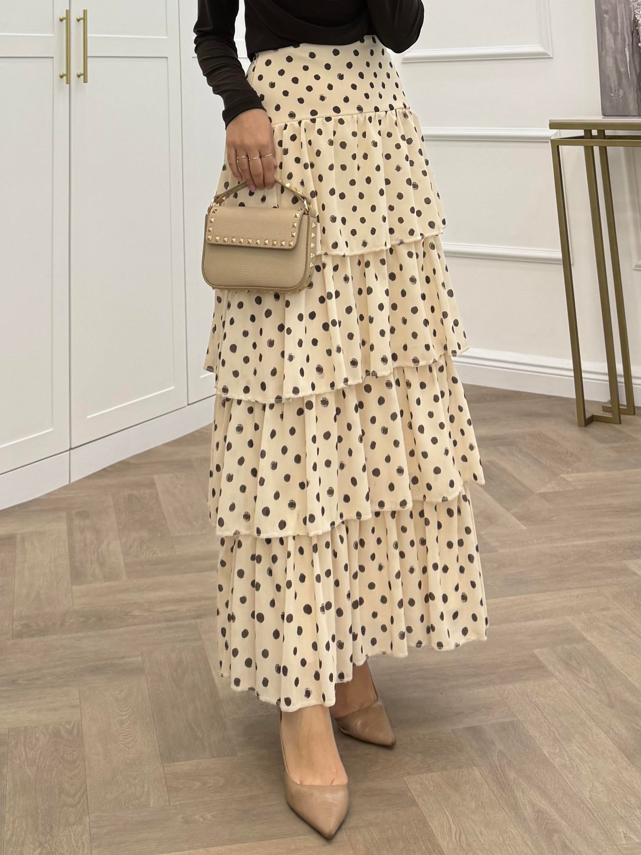 PUANTİYELİ KATLI ŞİFON ETEK BEJ