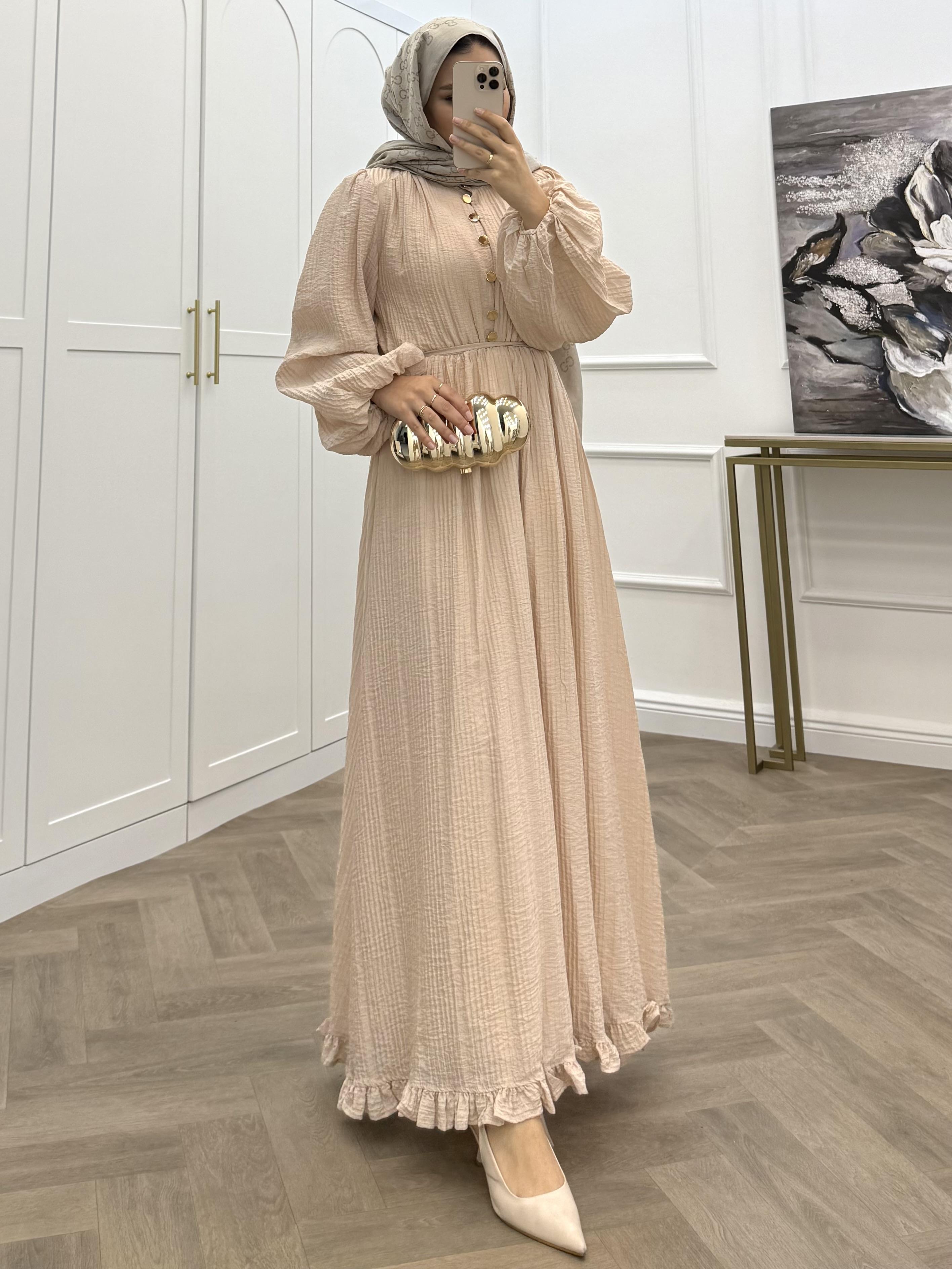 SOLİ GOLD DÜĞMELİ ELBİSE BEJ