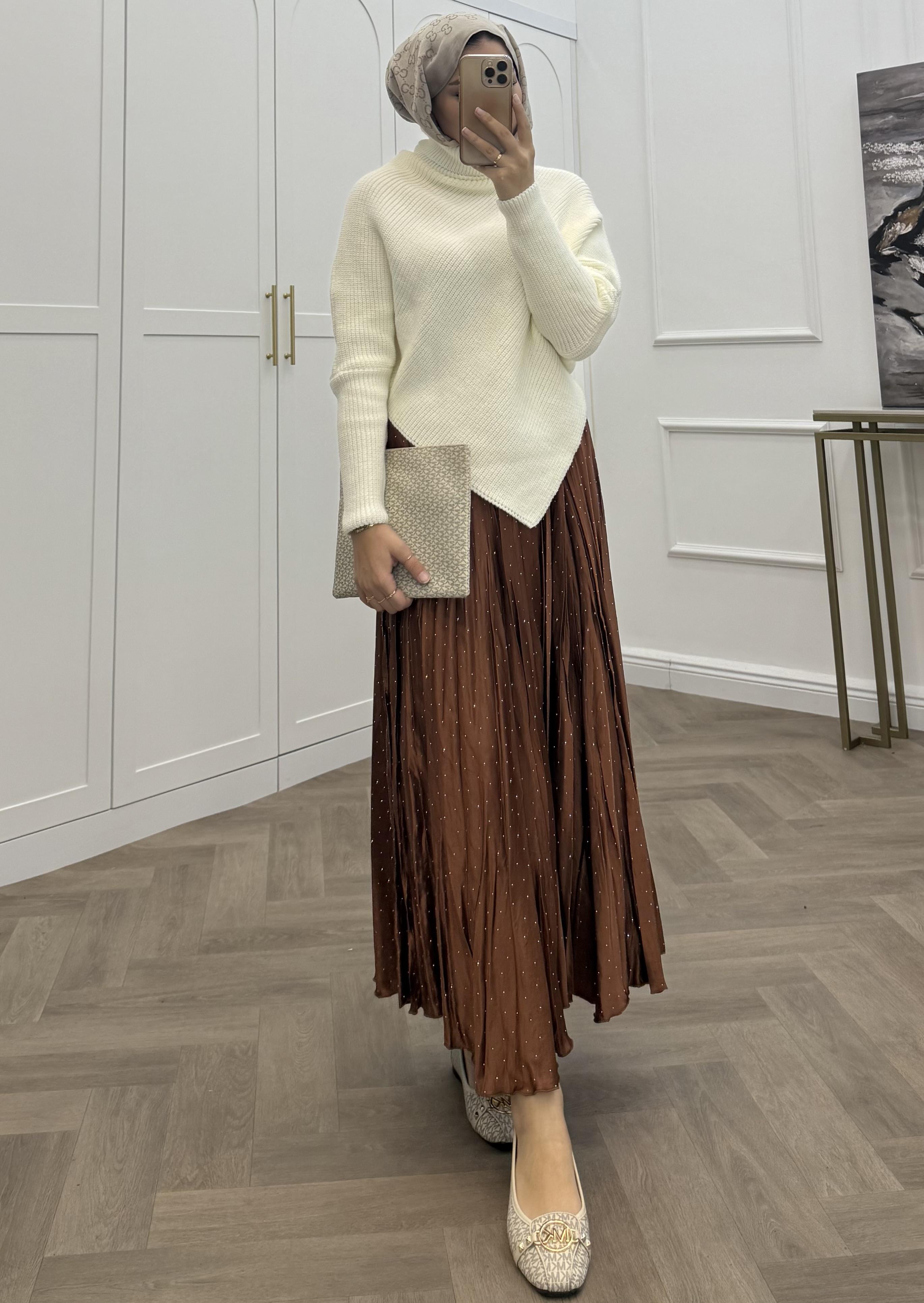 TAŞLI SATEN ETEK TABA