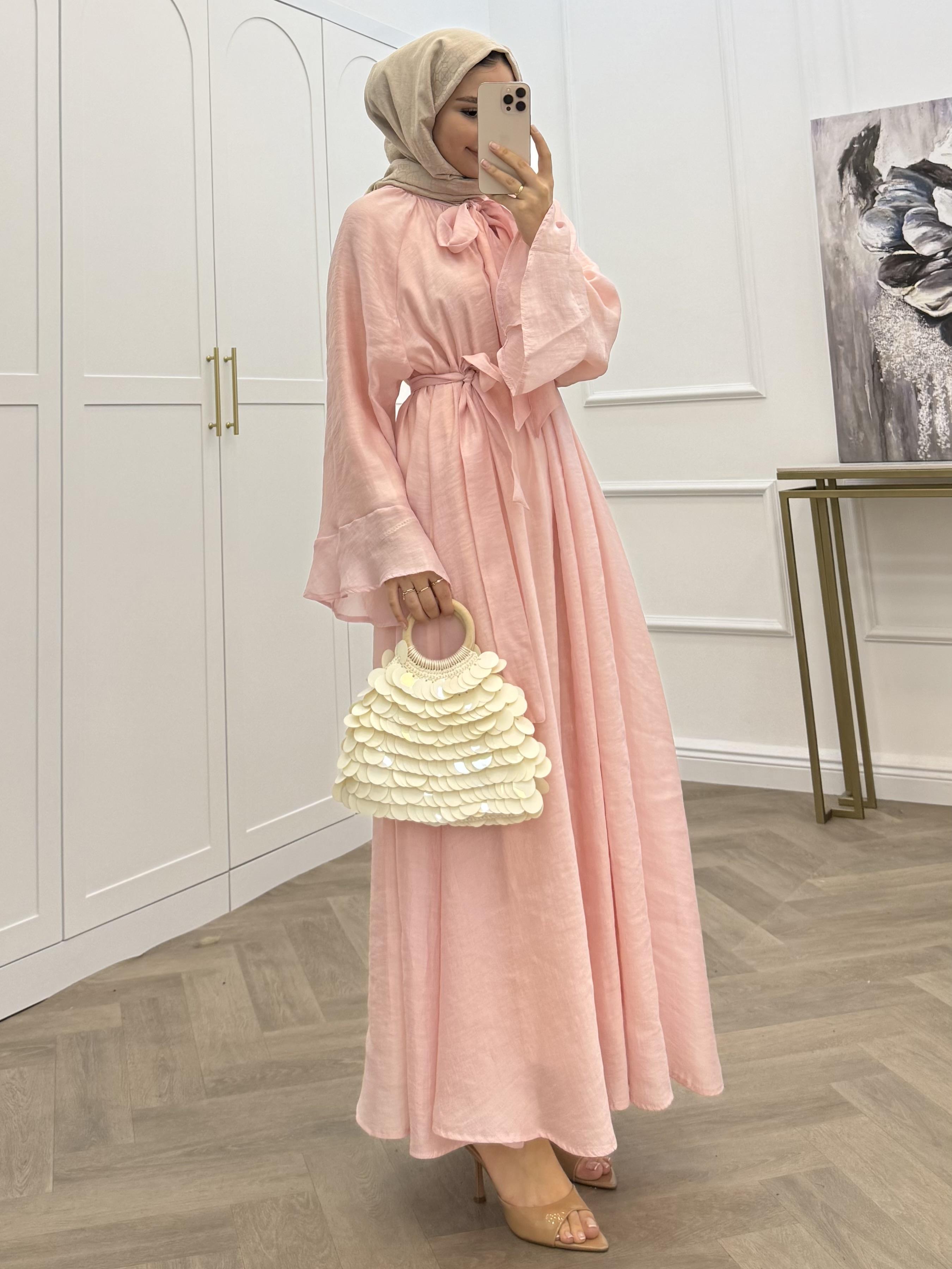 YAKA BAĞCIKLI ŞİFON ELBİSE PEMBE