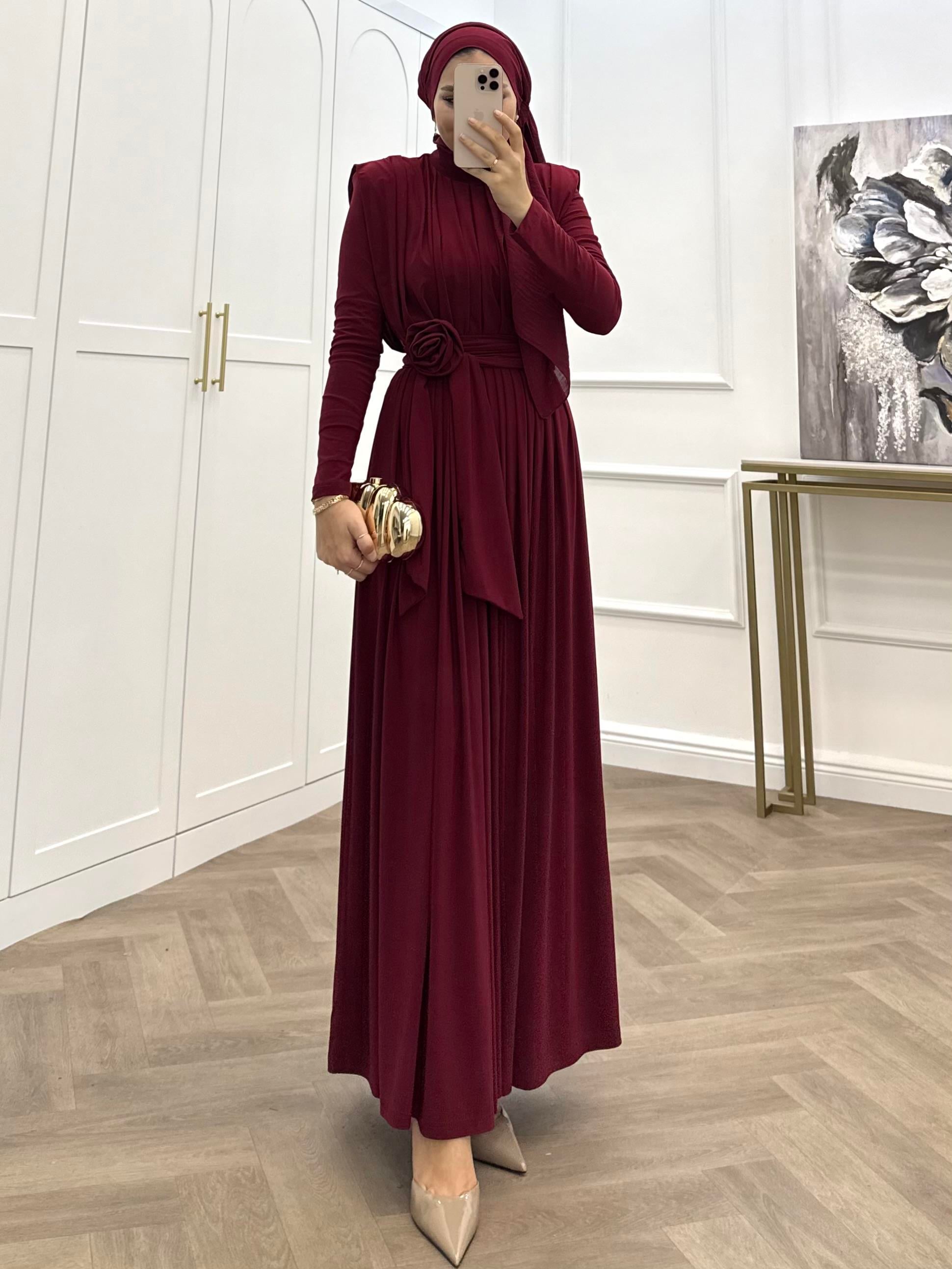 YAKASI ÇİÇEK DETAYLI SANDY ELBİSE BORDO