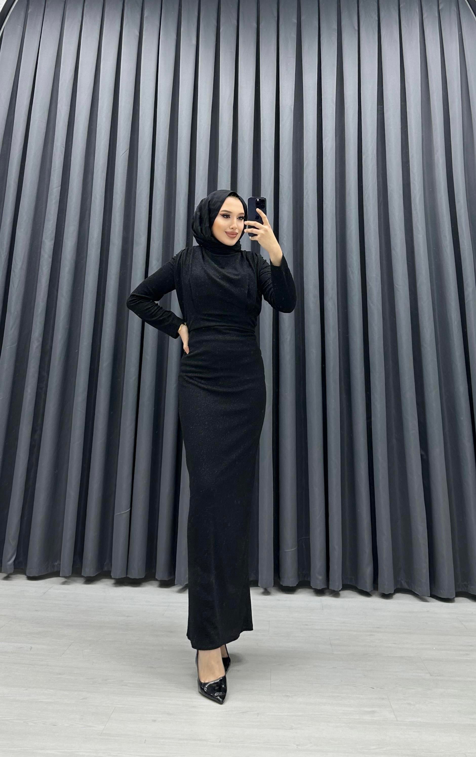 YAKASI DÖKÜMLÜ SİMLİ ABİYE SİYAH