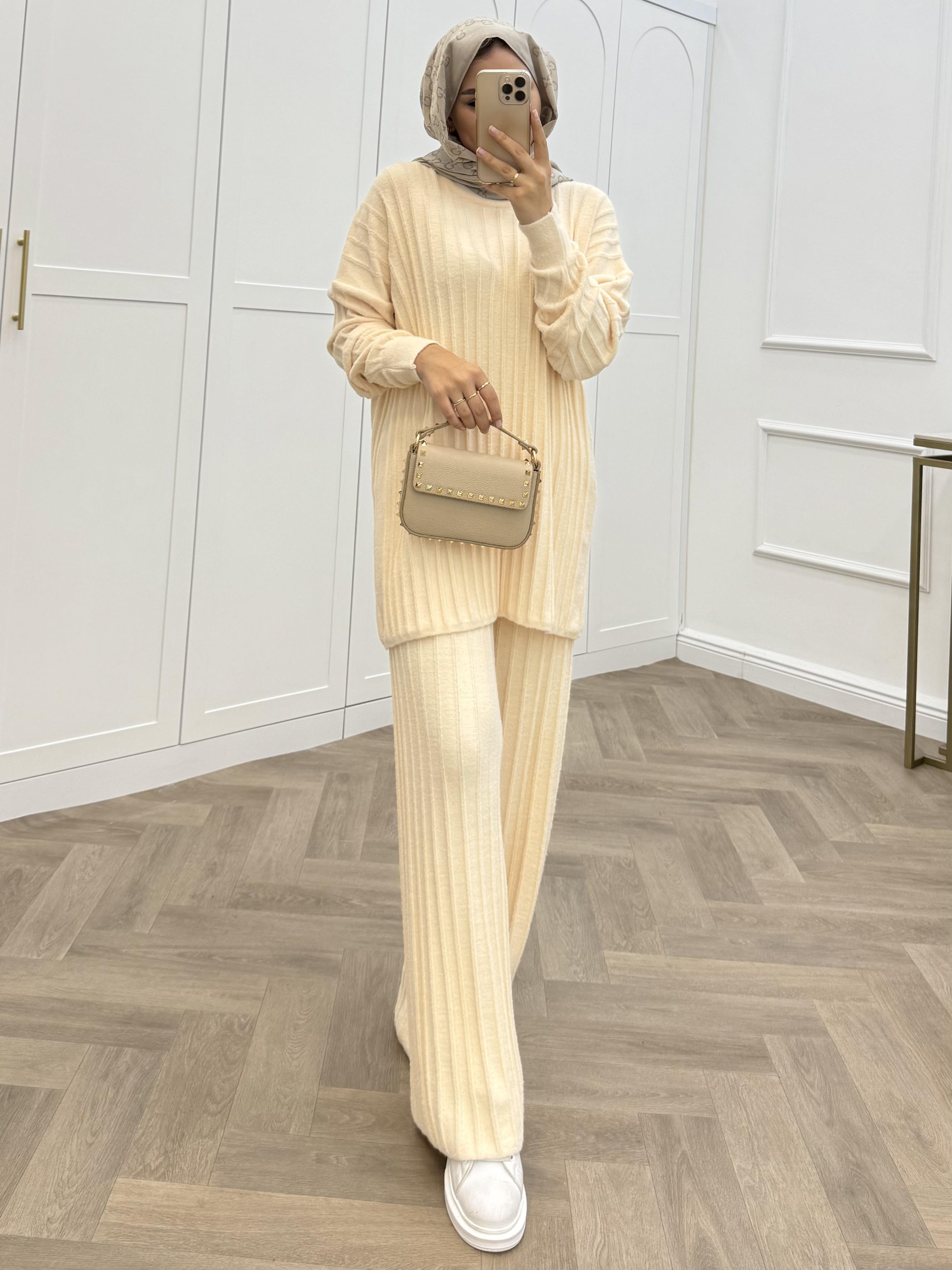 YUMOŞ PANTOLONLU TAKIM KREM