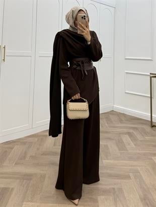 DERİ KEMERLİ PANTOLONLU TAKIM KAHVE