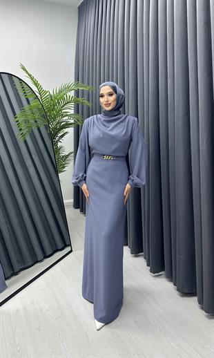 GOLD ZİNCİR DETAYLI KREP ELBİSE GRİ