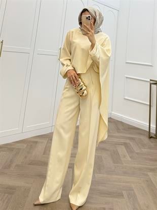 ŞAL DETAY KOL APOLETLİ PANTOLONLU TAKIM TAŞ