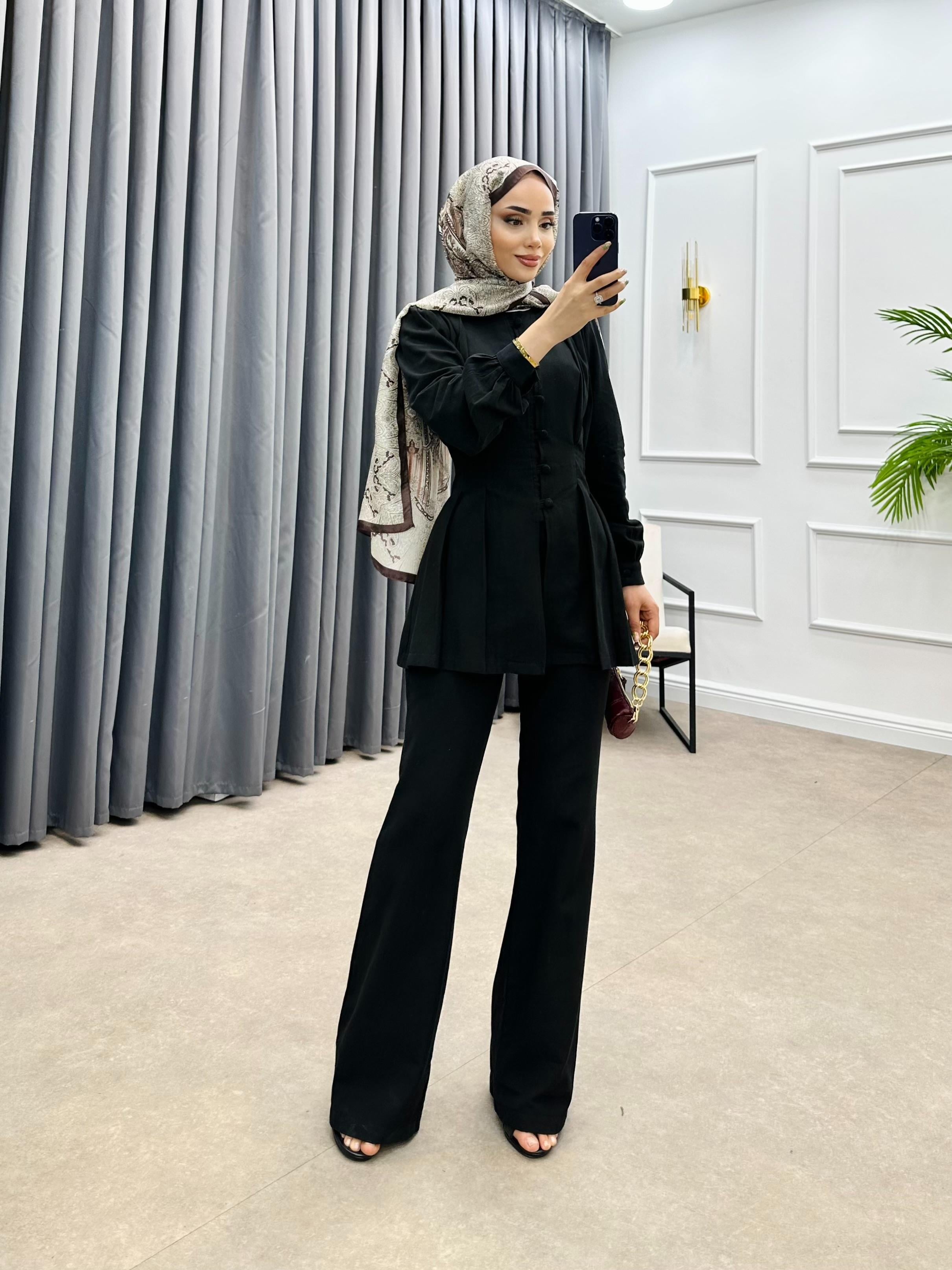 AKEL DÜĞMELİ KETEN TAKIM SİYAH