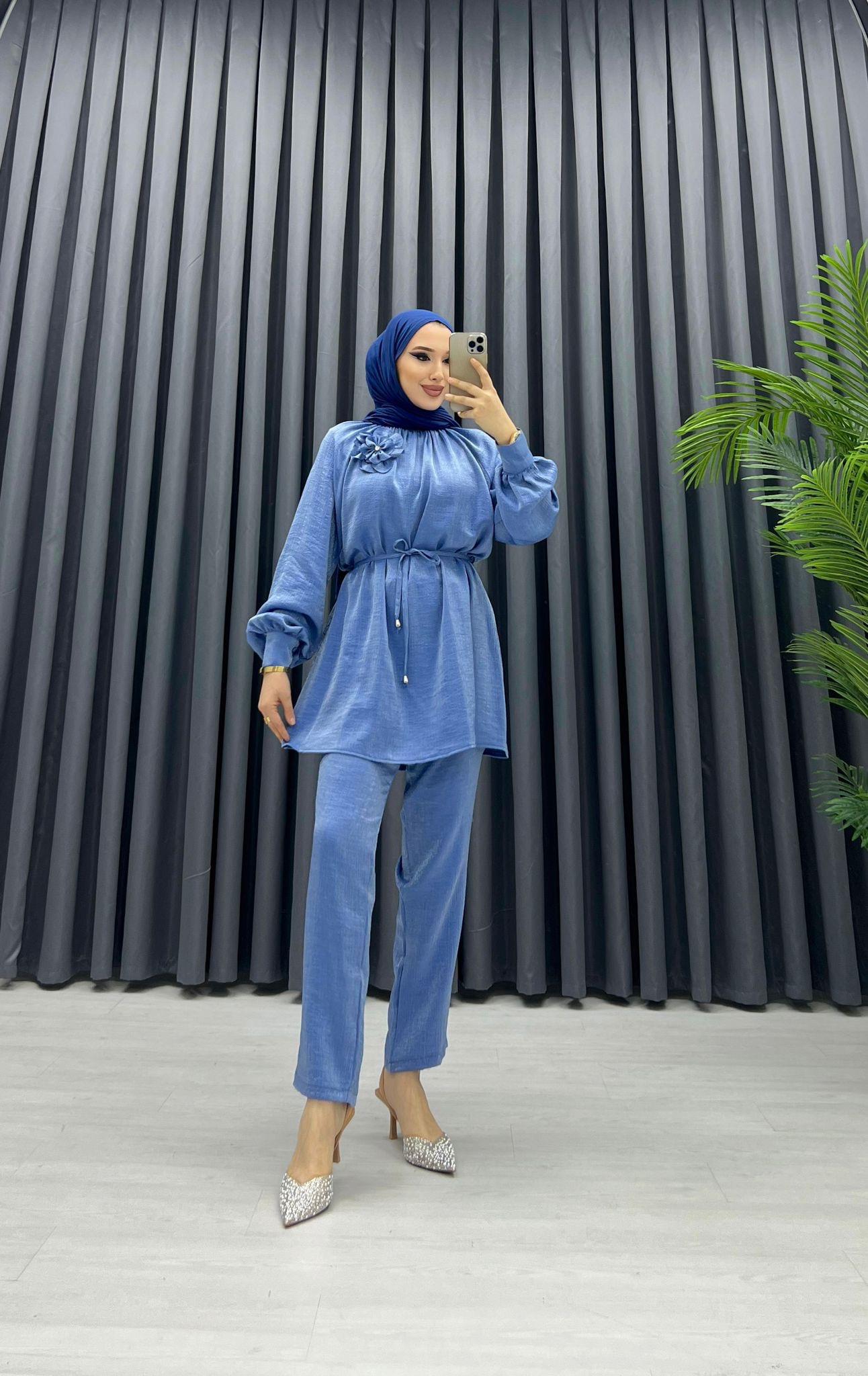 AKSESUAR DETAYLI PANTOLONLU TAKIM MAVİ