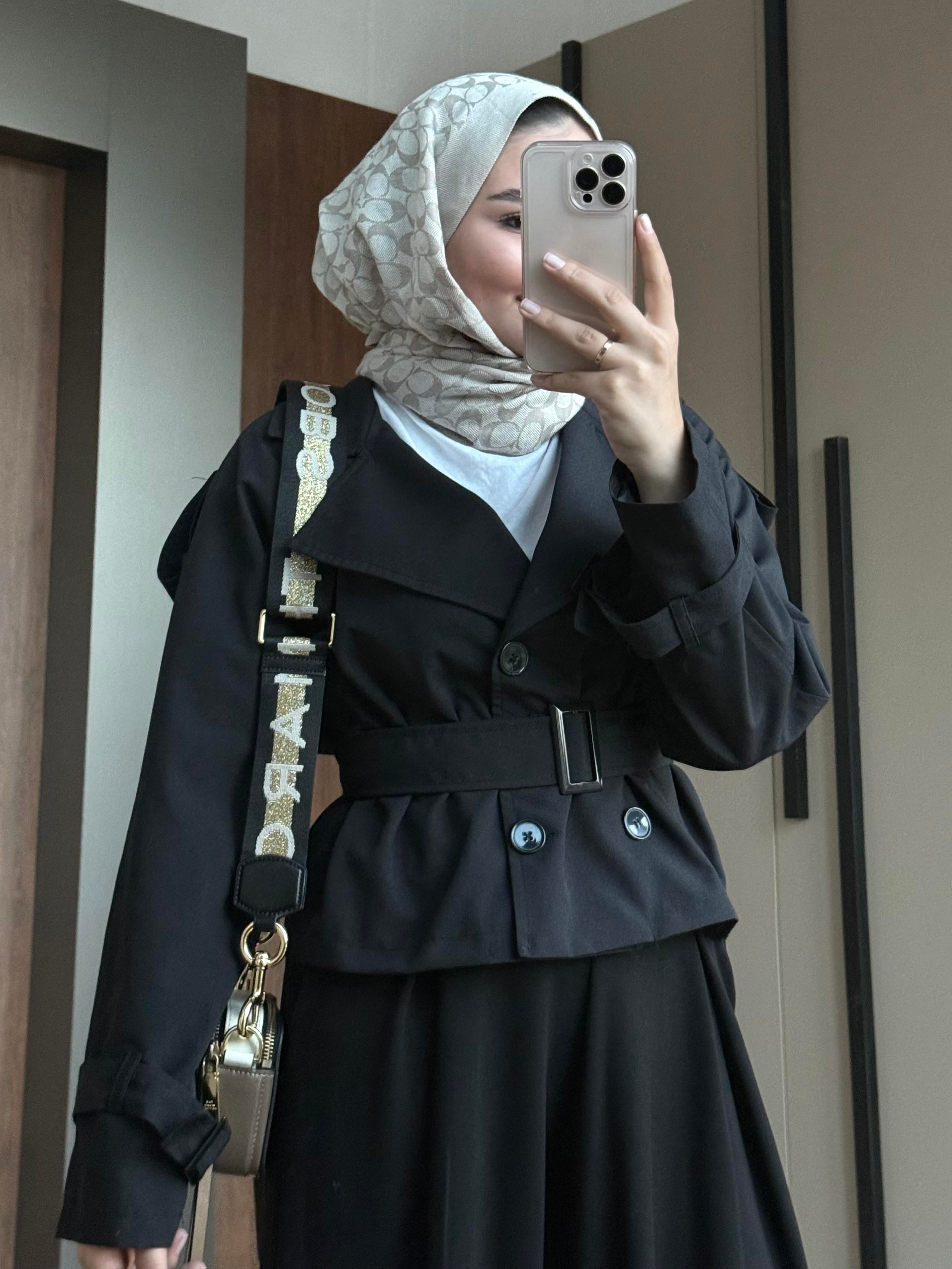 APOLETLİ KISA TRENÇKOT SİYAH