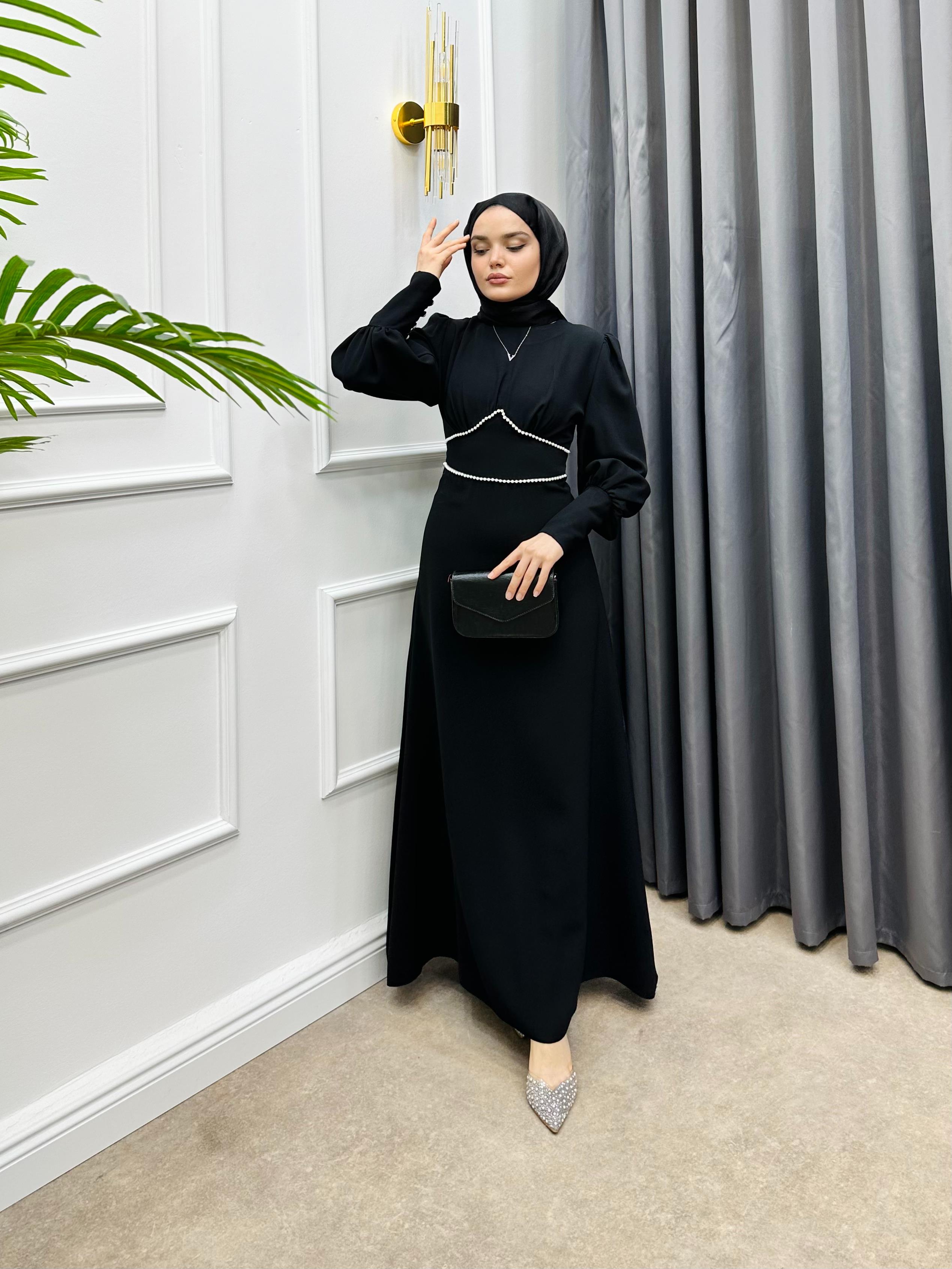 BALON KOL İNCİ DETAYLI KREP ELBİSE SİYAH