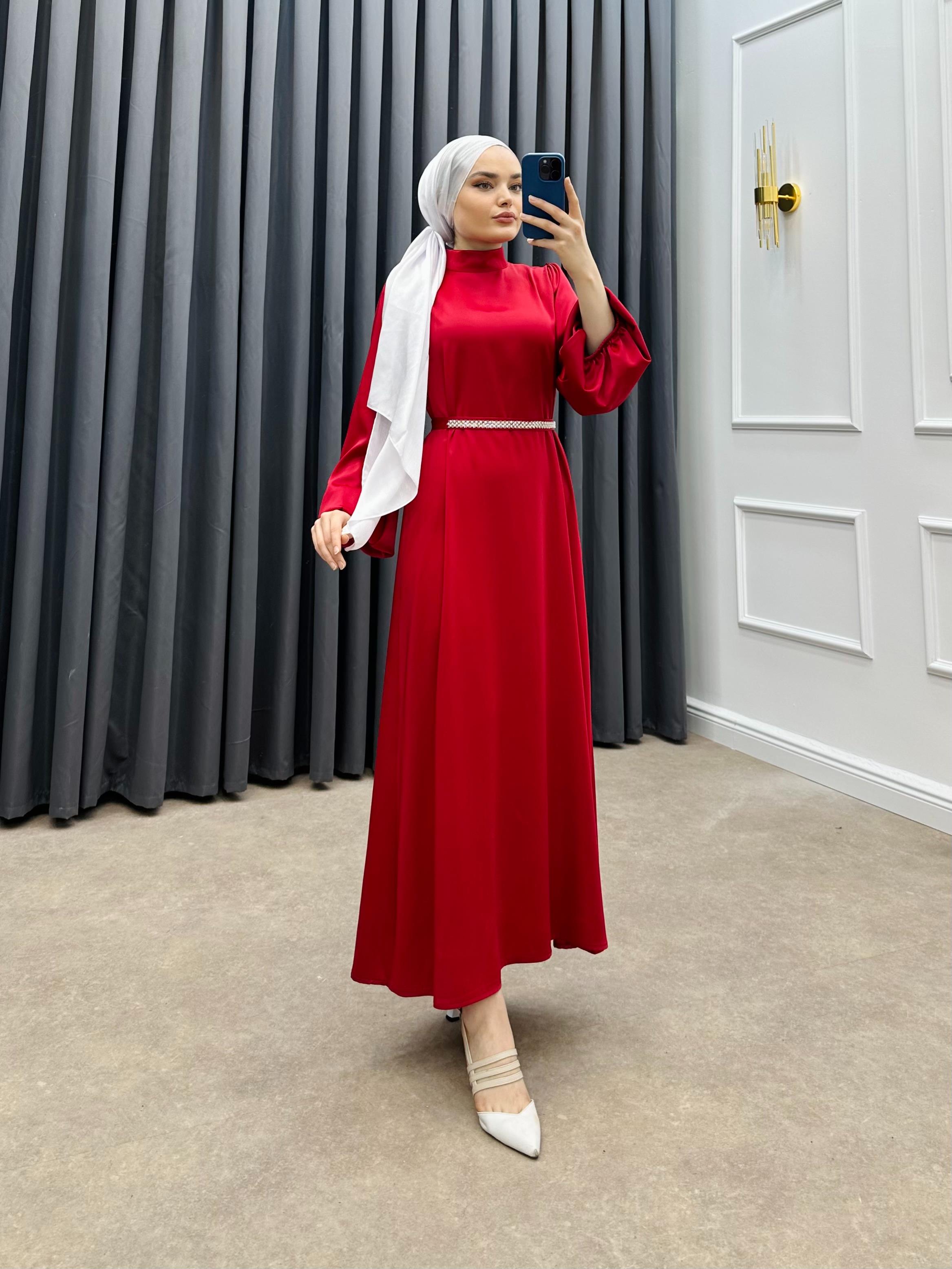 BALON KOL İNCİ KEMERLİ SATEN ELBİSE KIRMIZI