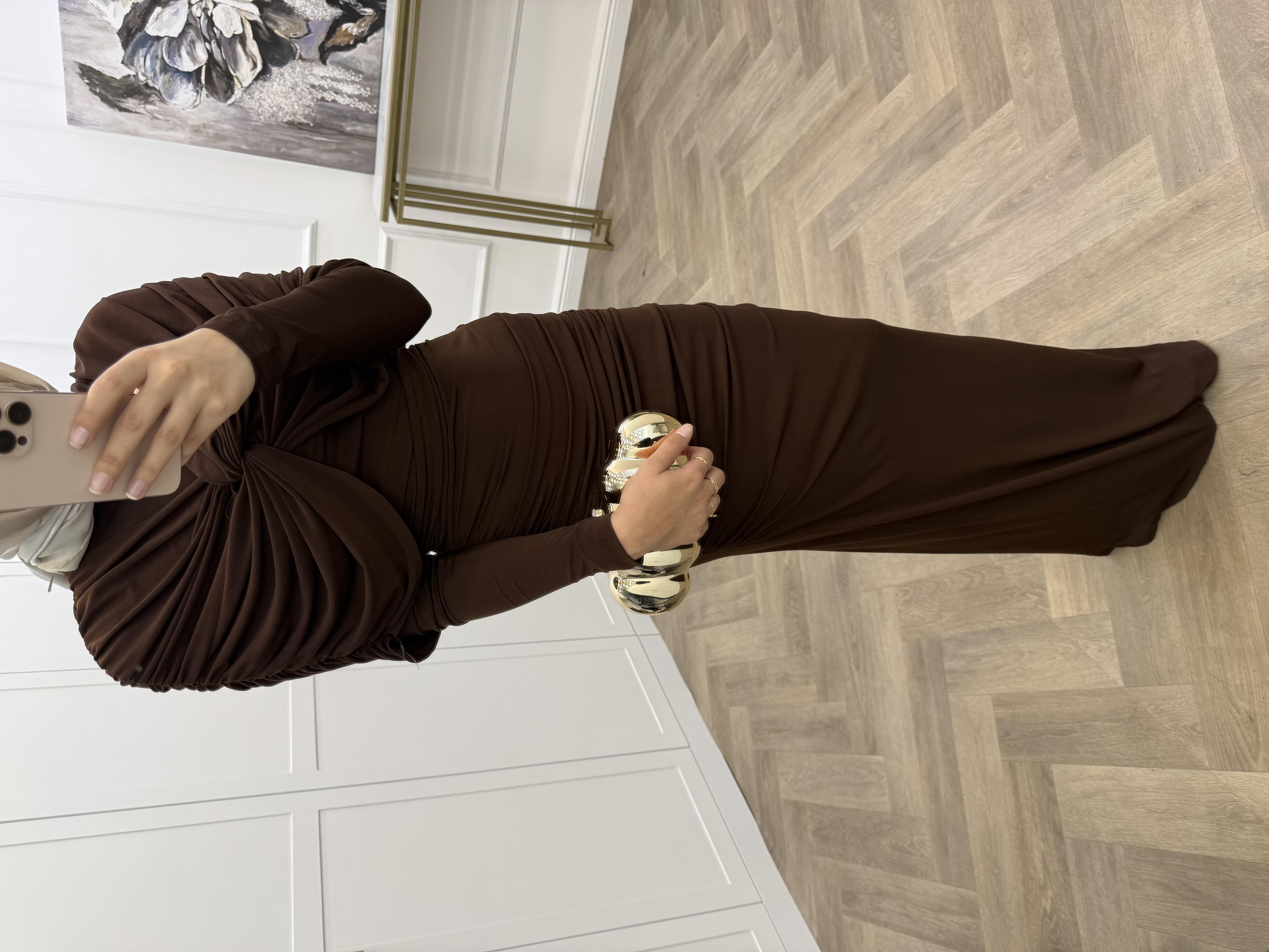 BÜZGÜLÜ SANDY ELBİSE KAHVE