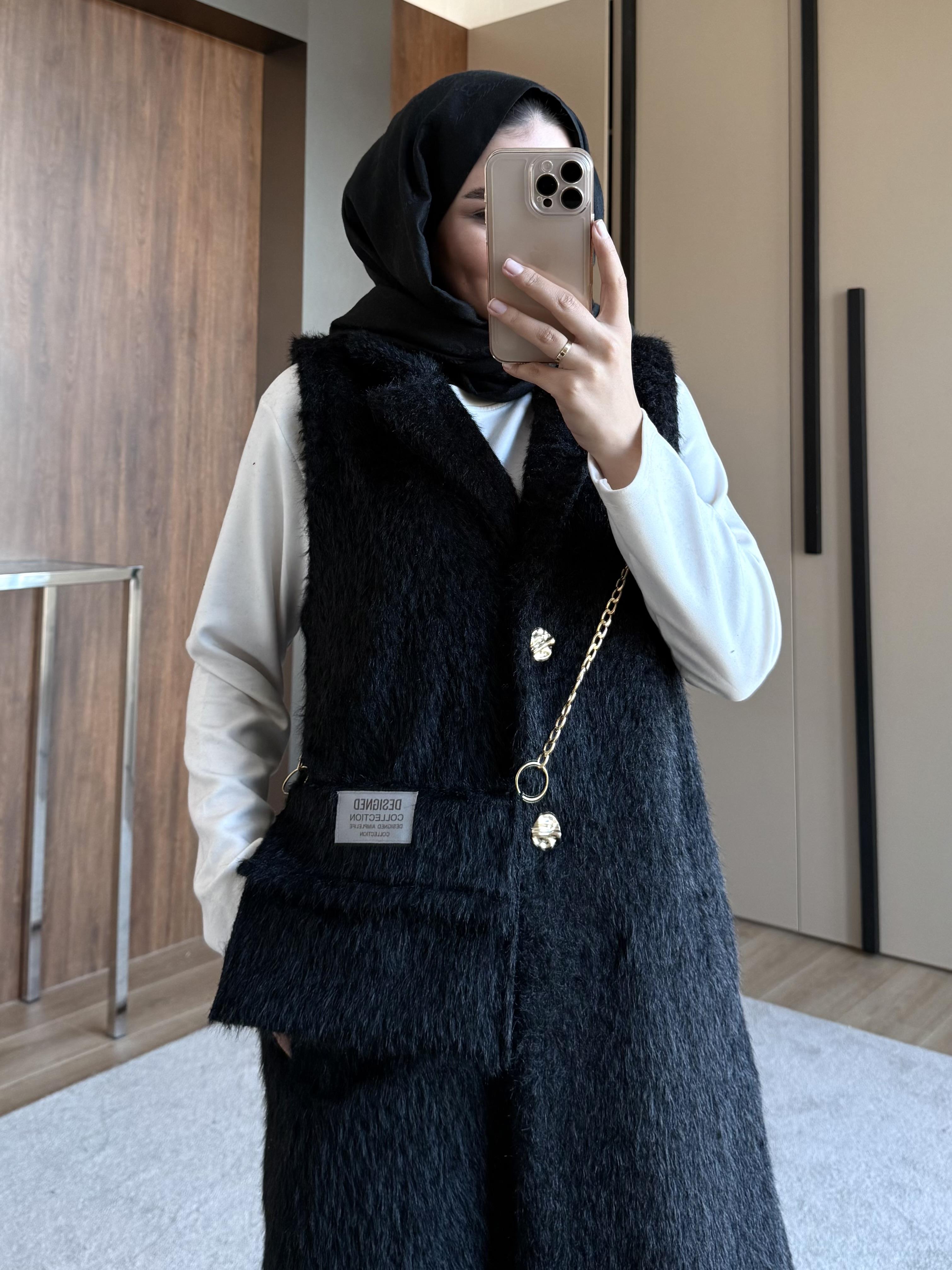 ÇANTALI KÜRKLÜ YELEK SİYAH