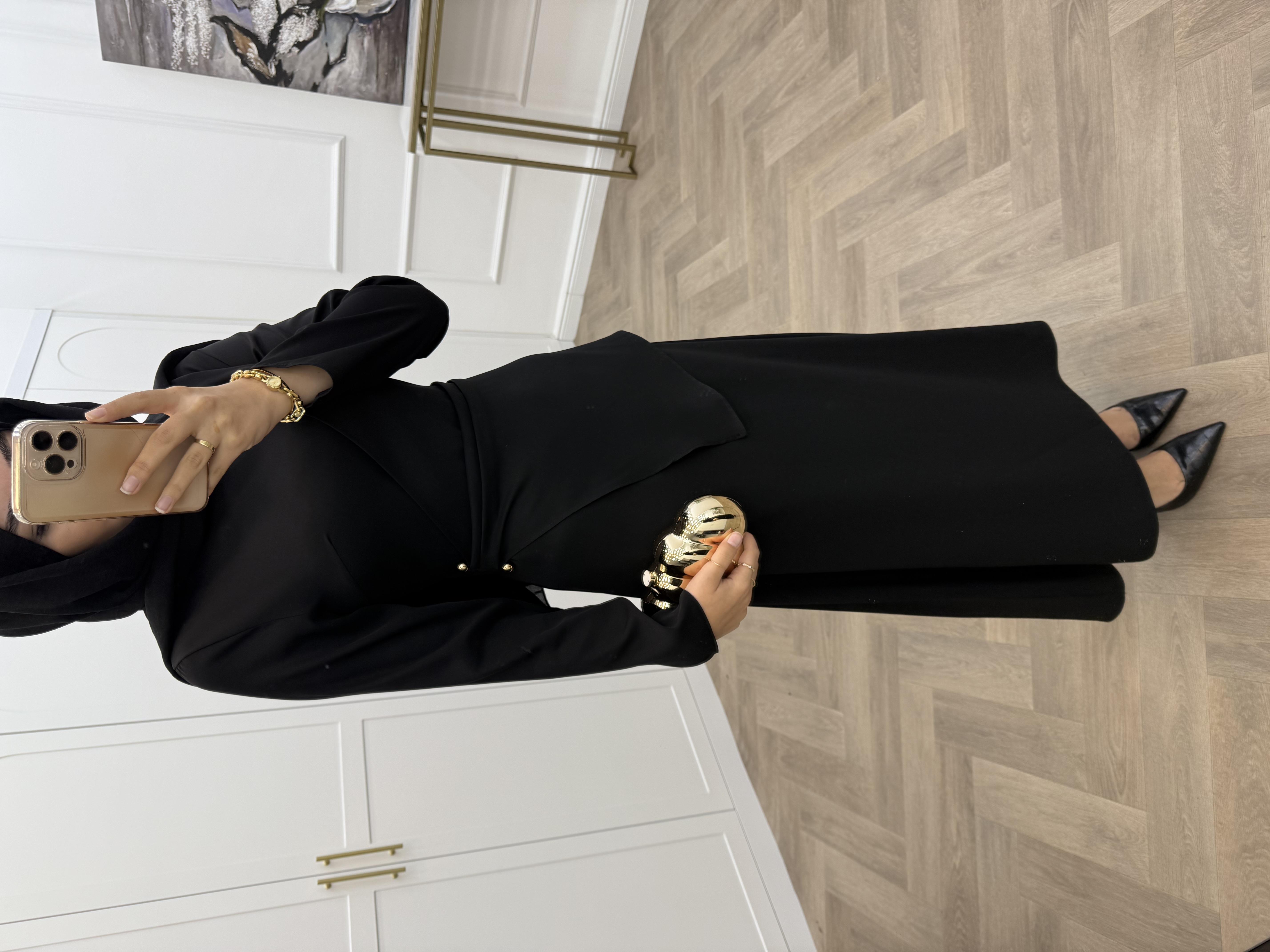 ÇAPRAZ GEÇİŞLİ SATEN ELBİSE SİYAH