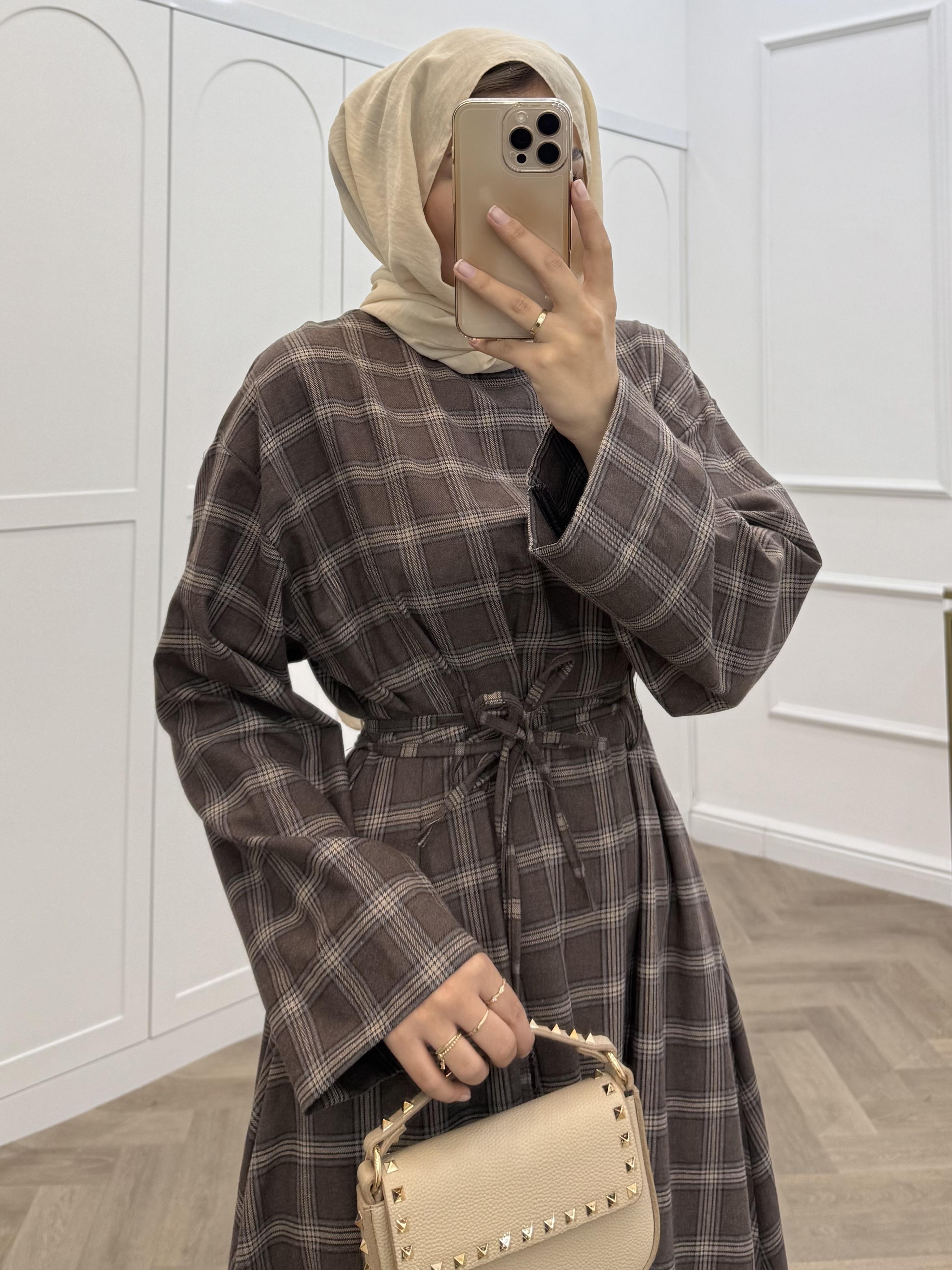 ÇİFT KEMERLİ EKOSE ELBİSE KAHVE