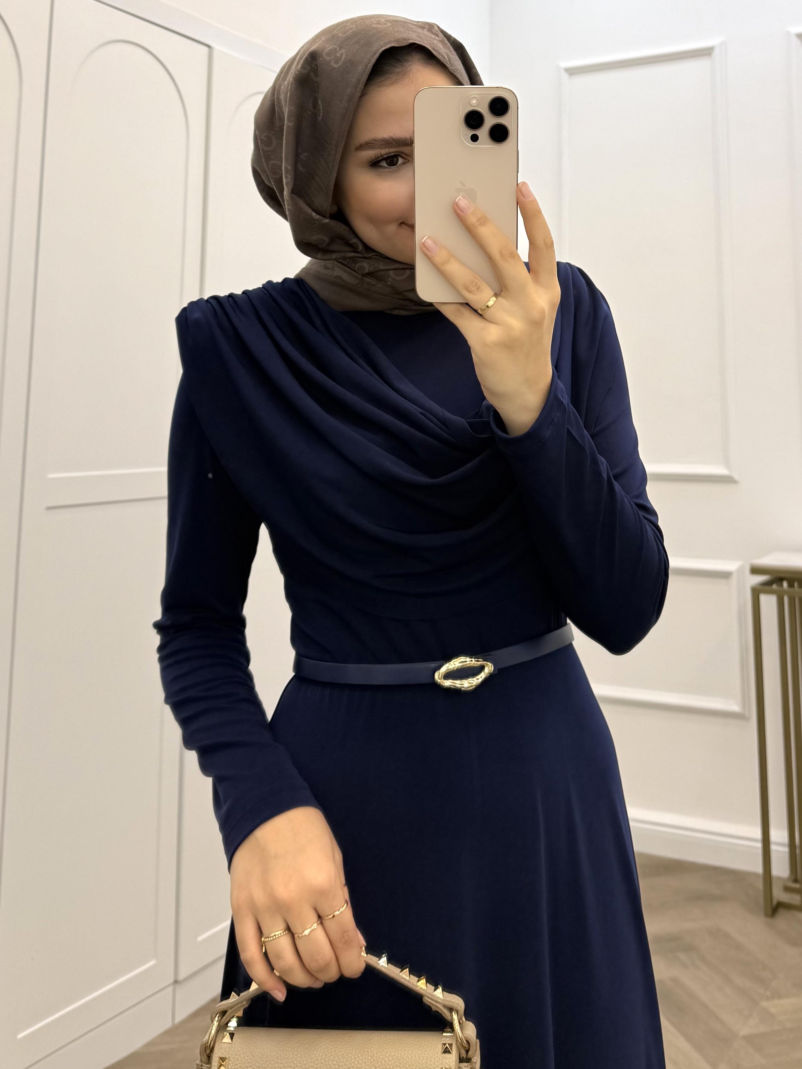 DEGAJE YAKA KEMERLİ SANDY ELBİSE LACİVERT