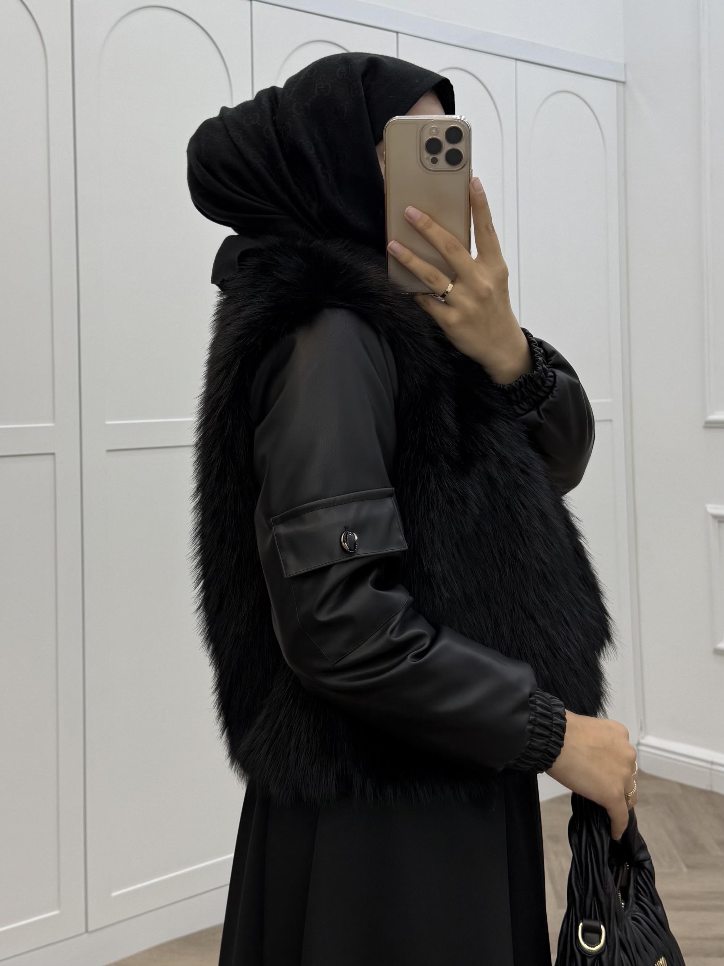 DERİ KOLLU KISA KÜRK SİYAH