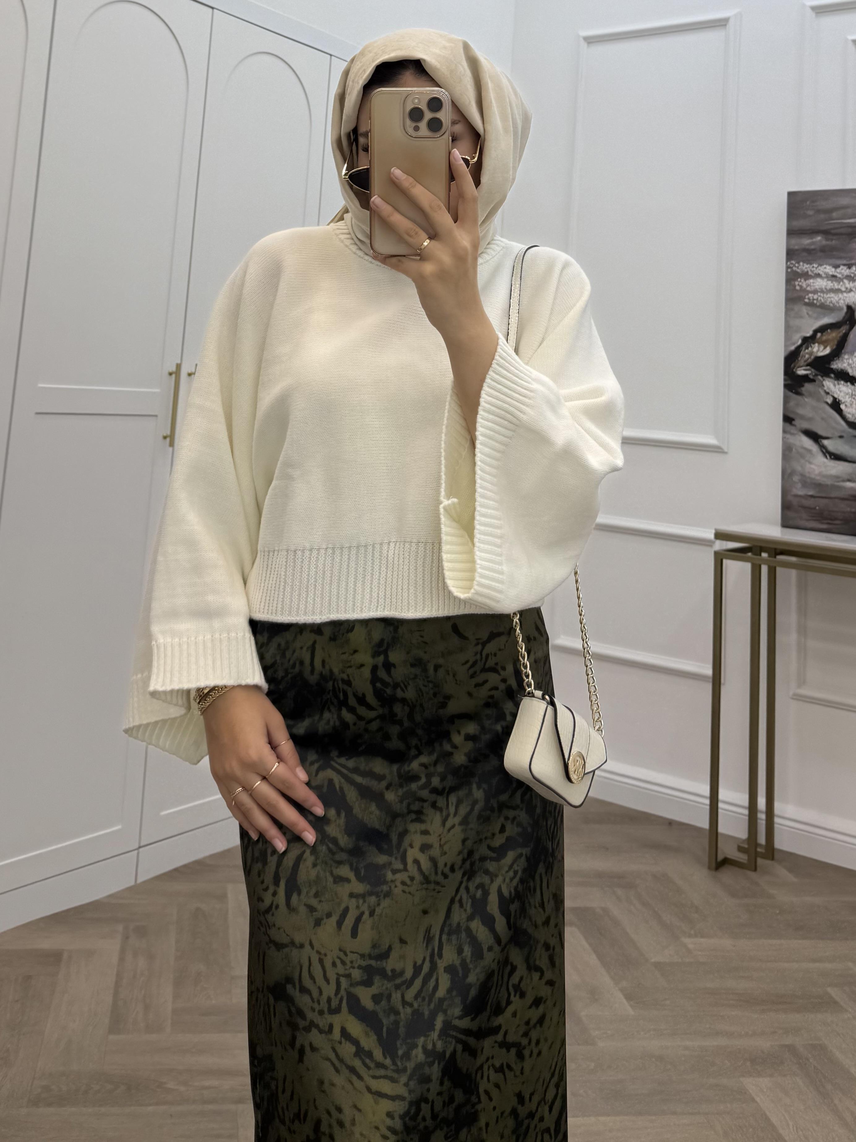 DESENLİ SATEN ETEK YEŞİL