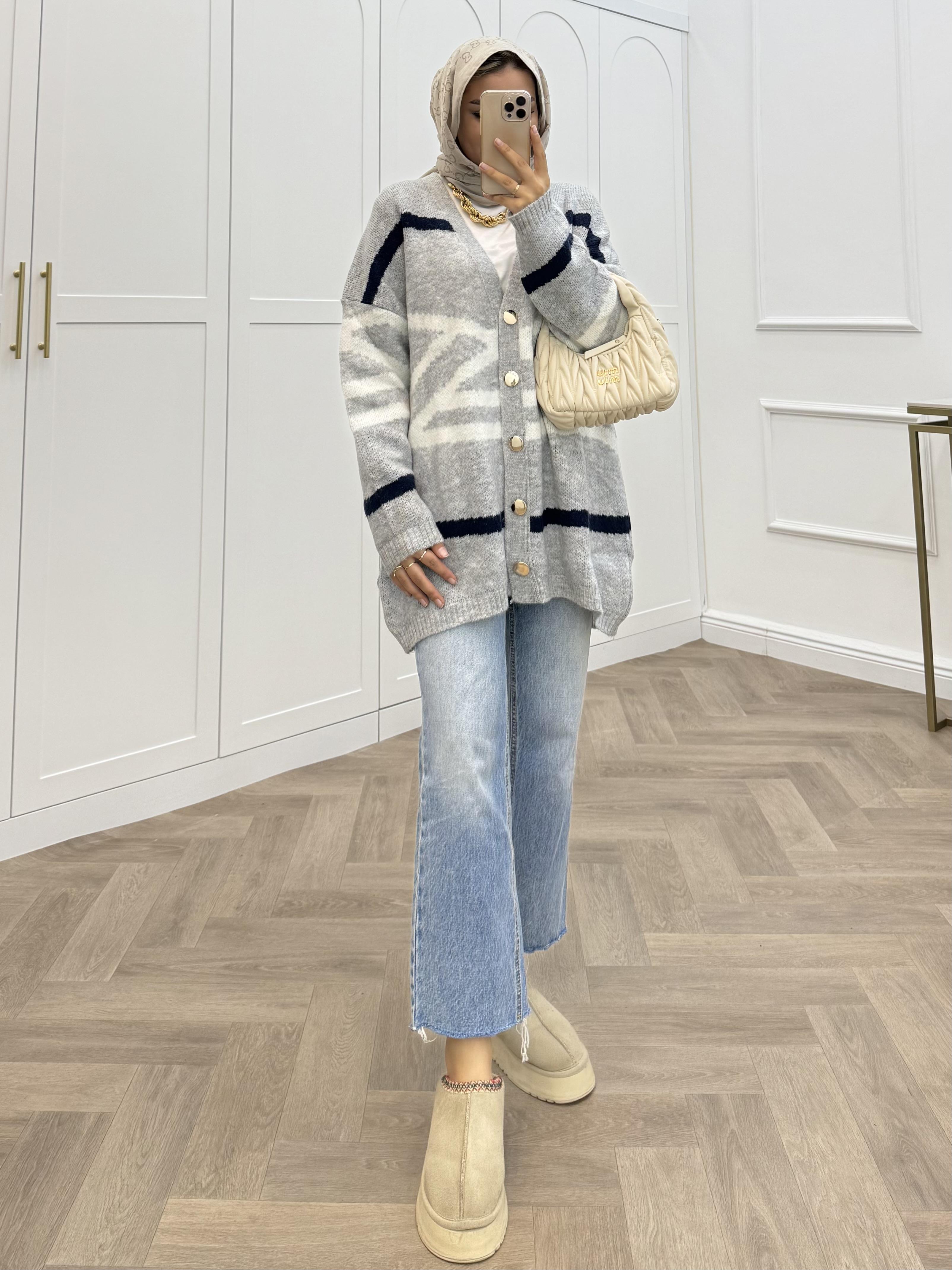 DESENLİ YUMOŞ HIRKA GRİ