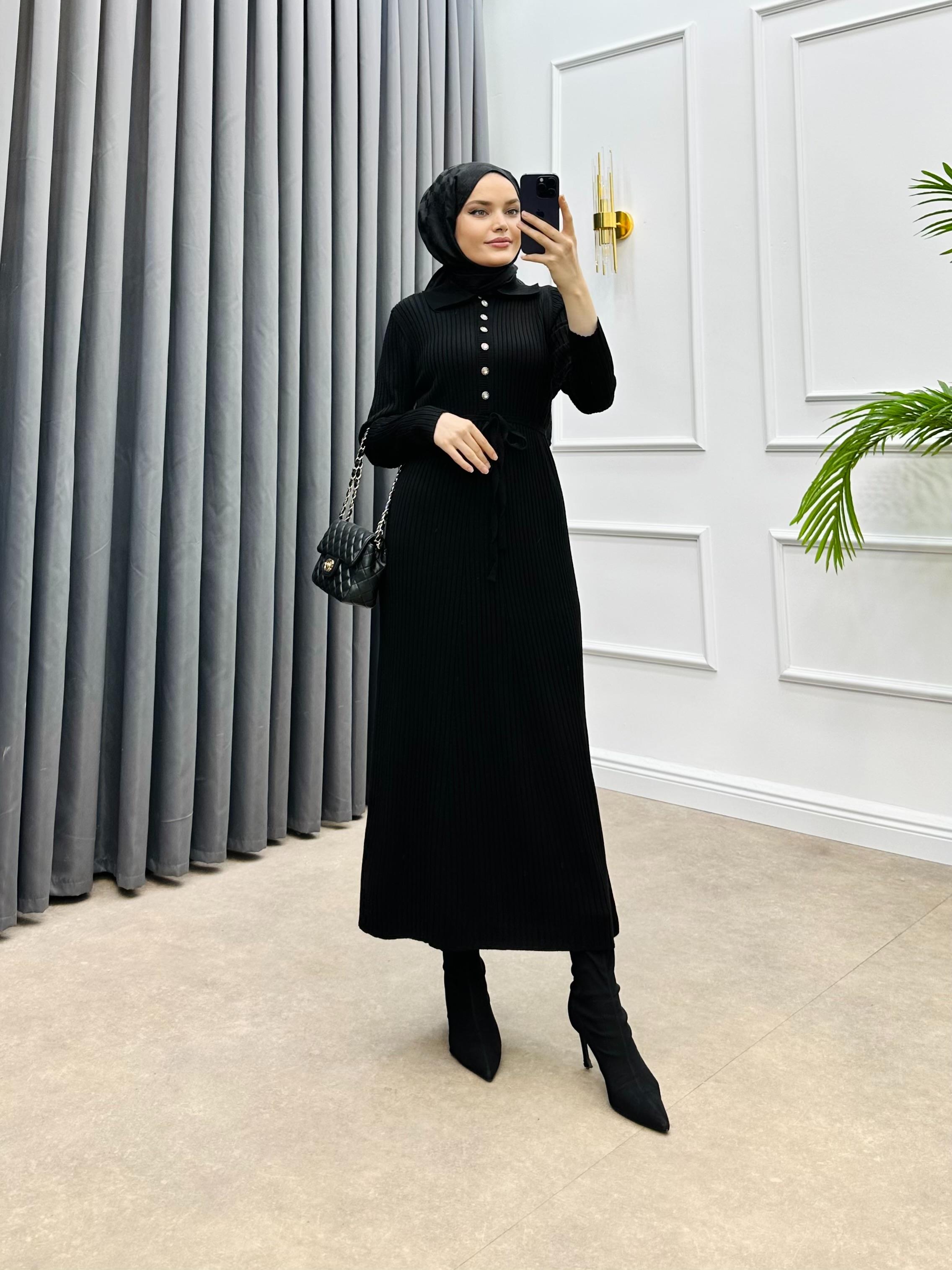 DÜĞME DETAY TRİKO ELBİSE SİYAH