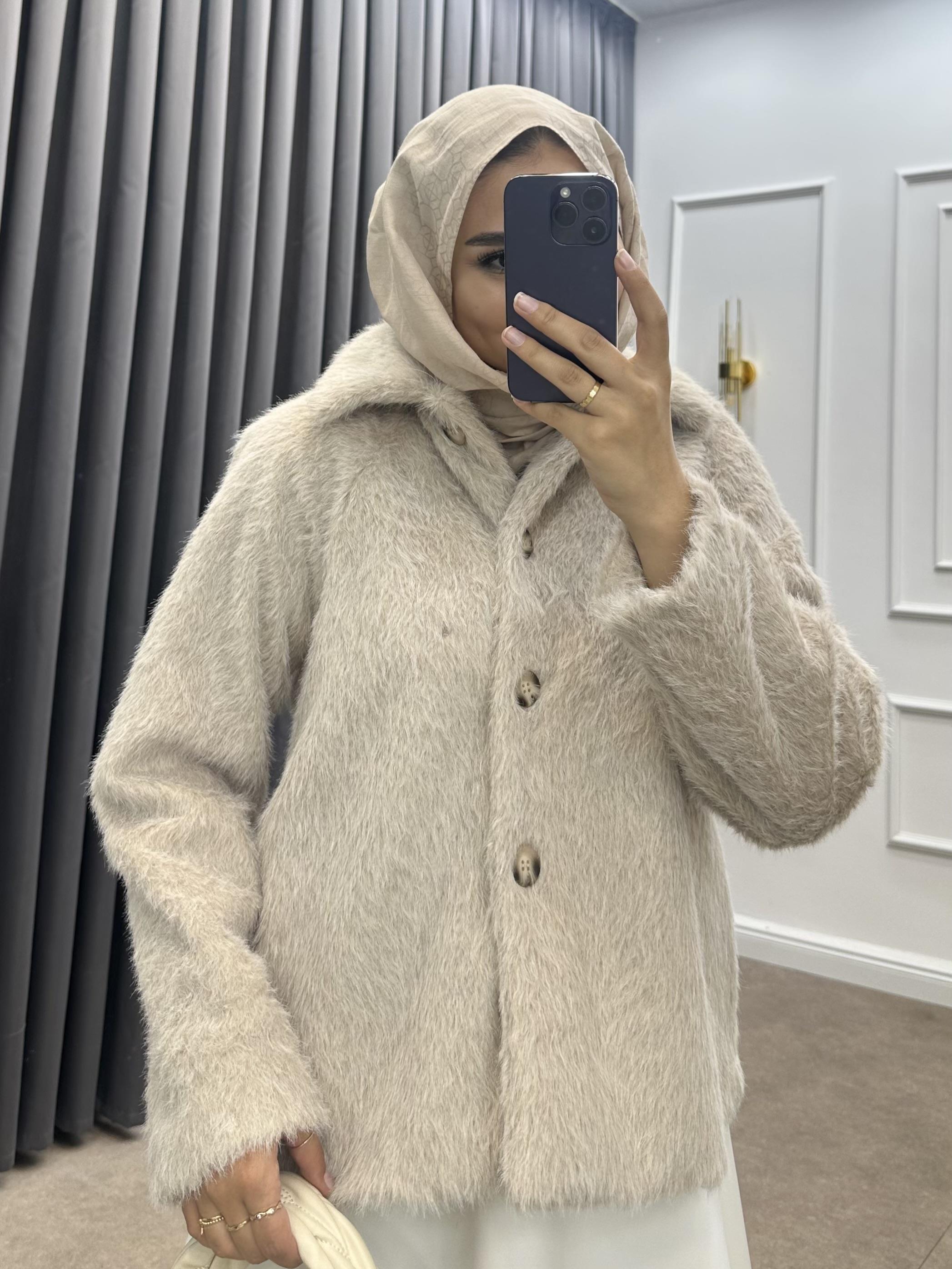 DÜĞMELİ KÜRK BEJ